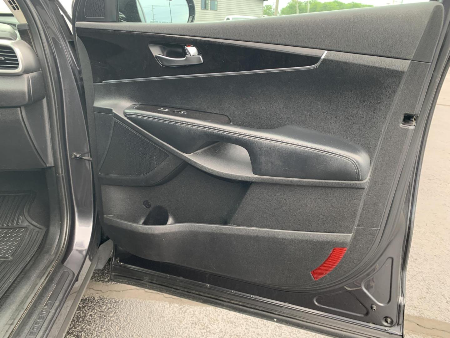 2017 GRAY /GRAY Kia Sorento L (5XYPG4A39HG) with an 2.4L L4 DOHC 16V engine, Automatic transmission, located at 506 S. Kingshighway, Cape Girardeau, MO, 63703, (573) 235-5000, 37.294991, -89.553635 - 2017 Kia Sorento L 113,xxx miles Bluetooth Cruise Cloth Seats Backup Camera Power Windows/Locks/Mirrors We have financing available and we accept trades! Fill out a credit application on our website or come by today! If you have any questions, give us a call at (573) 235-5000 or visit our - Photo#10