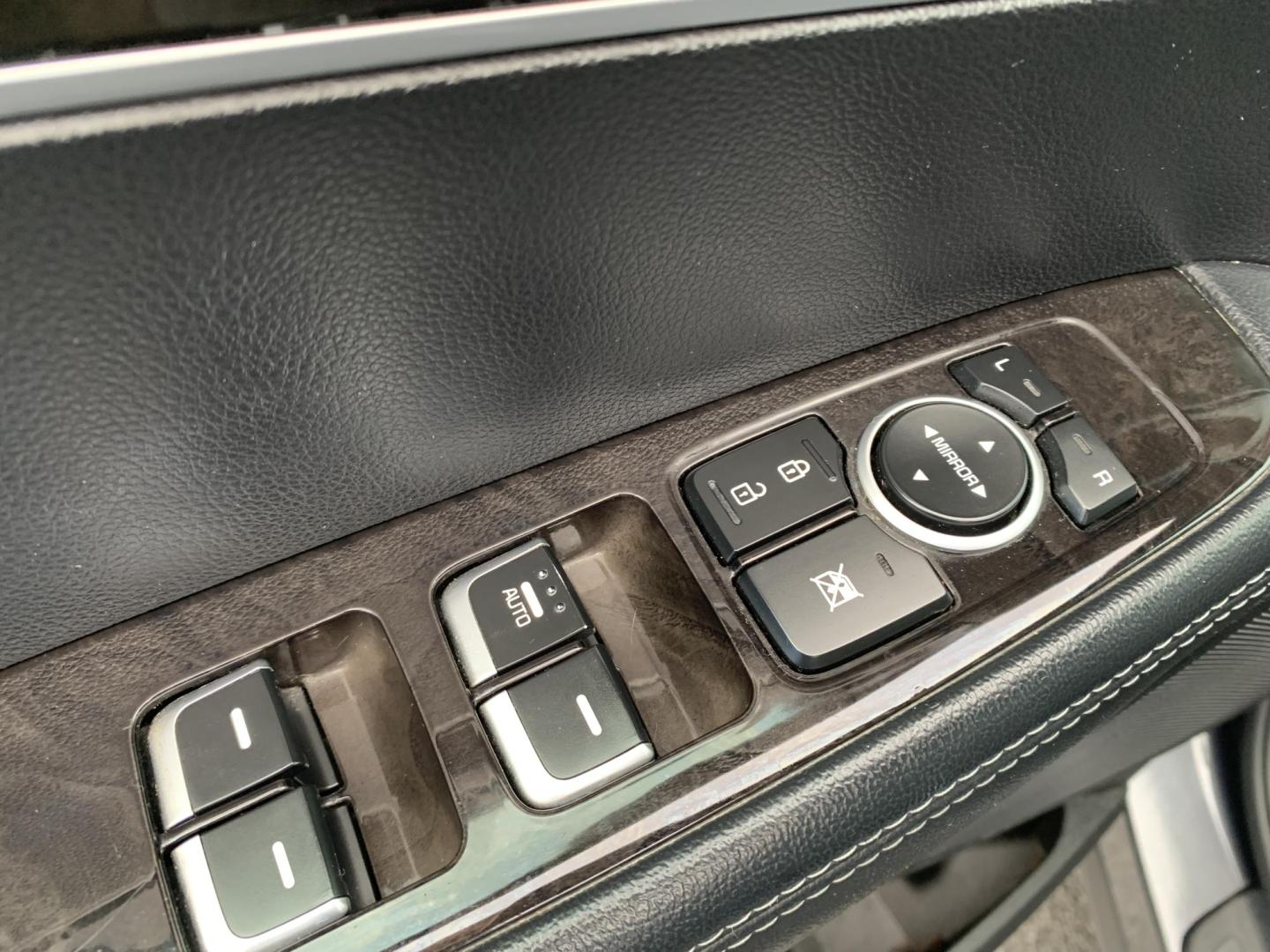 2017 GRAY /GRAY Kia Sorento L (5XYPG4A39HG) with an 2.4L L4 DOHC 16V engine, Automatic transmission, located at 506 S. Kingshighway, Cape Girardeau, MO, 63703, (573) 235-5000, 37.294991, -89.553635 - 2017 Kia Sorento L 113,xxx miles Bluetooth Cruise Cloth Seats Backup Camera Power Windows/Locks/Mirrors We have financing available and we accept trades! Fill out a credit application on our website or come by today! If you have any questions, give us a call at (573) 235-5000 or visit our - Photo#20