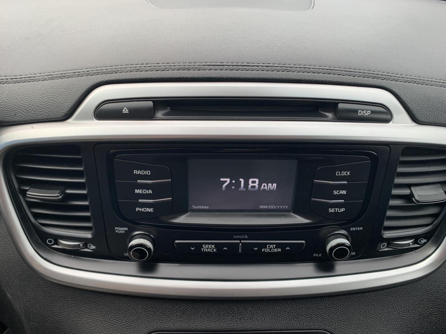 2017 GRAY /GRAY Kia Sorento L (5XYPG4A39HG) with an 2.4L L4 DOHC 16V engine, Automatic transmission, located at 506 S. Kingshighway, Cape Girardeau, MO, 63703, (573) 235-5000, 37.294991, -89.553635 - 2017 Kia Sorento L 113,xxx miles Bluetooth Cruise Cloth Seats Backup Camera Power Windows/Locks/Mirrors We have financing available and we accept trades! Fill out a credit application on our website or come by today! If you have any questions, give us a call at (573) 235-5000 or visit our - Photo#25