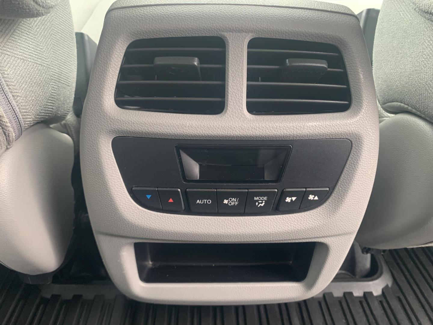 2019 SILVER /GRAY Honda Pilot EX 4WD (5FNYF6H32KB) with an 3.5L V6 SOHC 24V engine, Automatic transmission, located at 506 S. Kingshighway, Cape Girardeau, MO, 63703, (573) 235-5000, 37.294991, -89.553635 - 2019 Honda Pilot EX 4WD 104,xxx miles Adaptive Cruise Lane Warning Apple CarPlay Heated Seats Cloth Seats 3rd. Row Power Windows/Locks/Mirrors We have financing available and we accept trades! Fill out a credit application on our website or come by today! If you have any questions, give - Photo#12