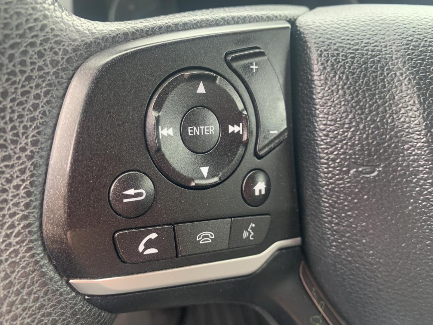 2019 SILVER /GRAY Honda Pilot EX 4WD (5FNYF6H32KB) with an 3.5L V6 SOHC 24V engine, Automatic transmission, located at 506 S. Kingshighway, Cape Girardeau, MO, 63703, (573) 235-5000, 37.294991, -89.553635 - 2019 Honda Pilot EX 4WD 104,xxx miles Adaptive Cruise Lane Warning Apple CarPlay Heated Seats Cloth Seats 3rd. Row Power Windows/Locks/Mirrors We have financing available and we accept trades! Fill out a credit application on our website or come by today! If you have any questions, give - Photo#24