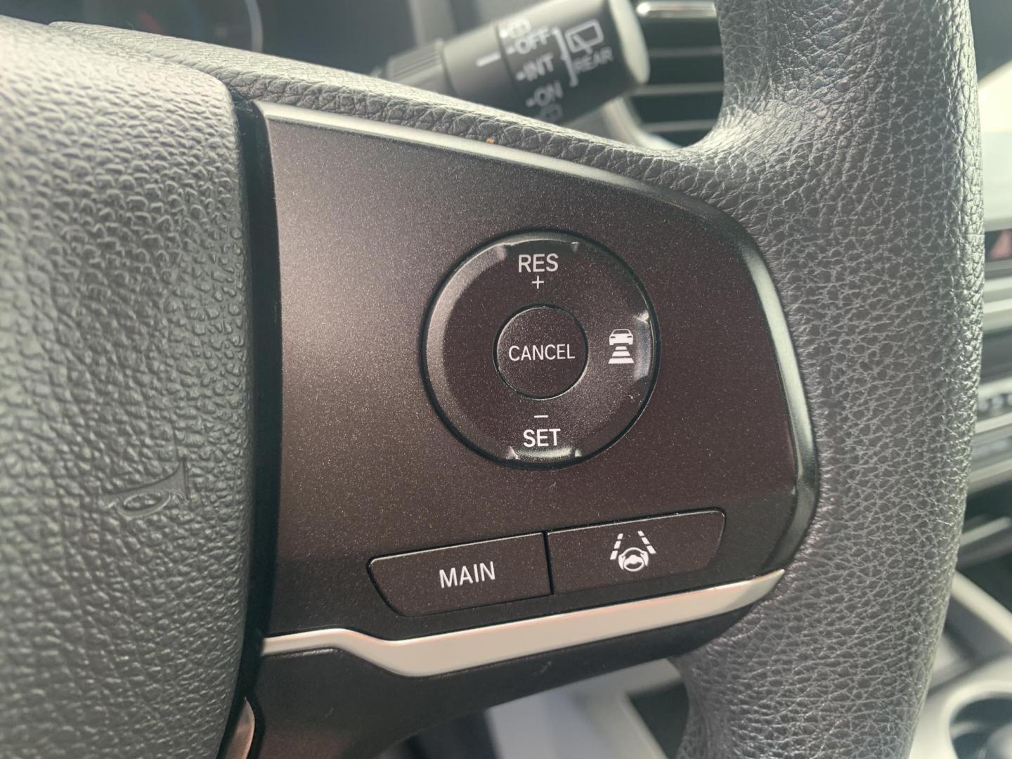 2019 SILVER /GRAY Honda Pilot EX 4WD (5FNYF6H32KB) with an 3.5L V6 SOHC 24V engine, Automatic transmission, located at 506 S. Kingshighway, Cape Girardeau, MO, 63703, (573) 235-5000, 37.294991, -89.553635 - 2019 Honda Pilot EX 4WD 104,xxx miles Adaptive Cruise Lane Warning Apple CarPlay Heated Seats Cloth Seats 3rd. Row Power Windows/Locks/Mirrors We have financing available and we accept trades! Fill out a credit application on our website or come by today! If you have any questions, give - Photo#26