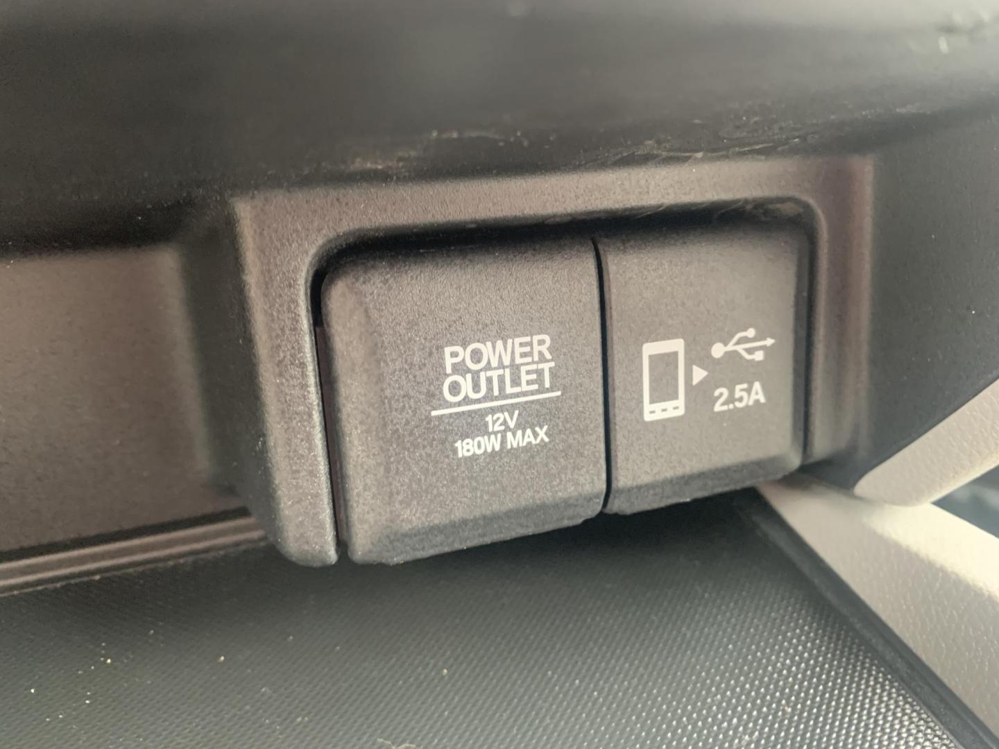 2019 SILVER /GRAY Honda Pilot EX 4WD (5FNYF6H32KB) with an 3.5L V6 SOHC 24V engine, Automatic transmission, located at 506 S. Kingshighway, Cape Girardeau, MO, 63703, (573) 235-5000, 37.294991, -89.553635 - 2019 Honda Pilot EX 4WD 104,xxx miles Adaptive Cruise Lane Warning Apple CarPlay Heated Seats Cloth Seats 3rd. Row Power Windows/Locks/Mirrors We have financing available and we accept trades! Fill out a credit application on our website or come by today! If you have any questions, give - Photo#29