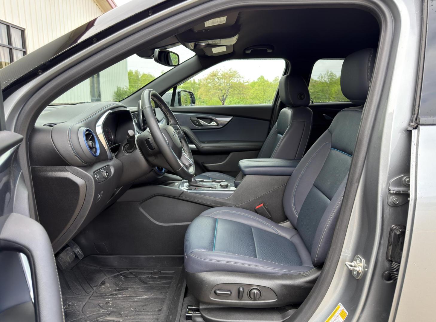 2023 GRAY /Blue Chevrolet Blazer RS (3GNKBERSXPS) with an 3.6L V6 engine, Automatic transmission, located at 2990 Old Orchard Rd., Jackson, MO, 63755, 37.354214, -89.612106 - 2023 Chevrolet Blazer RS 41xxx miles Front Wheel Drive 3.6L V6 Automatic Leather Navigation Backup Camera Power/Heated Seats Heated Steering Wheel Bluetooth Remote Start Cruise Power Windows/Locks/Mirrors We have financing available and we accept trades! Fill out a credit application o - Photo#15