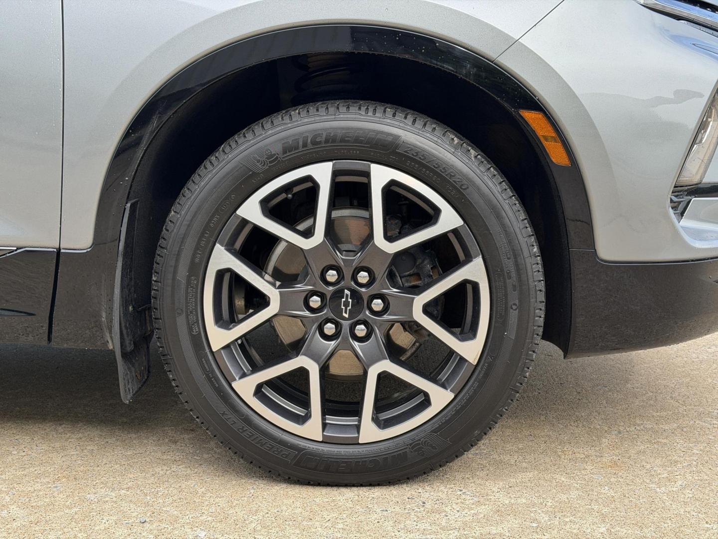 2023 GRAY /Blue Chevrolet Blazer RS (3GNKBERSXPS) with an 3.6L V6 engine, Automatic transmission, located at 2990 Old Orchard Rd., Jackson, MO, 63755, 37.354214, -89.612106 - 2023 Chevrolet Blazer RS 41xxx miles Front Wheel Drive 3.6L V6 Automatic Leather Navigation Backup Camera Power/Heated Seats Heated Steering Wheel Bluetooth Remote Start Cruise Power Windows/Locks/Mirrors We have financing available and we accept trades! Fill out a credit application o - Photo#42