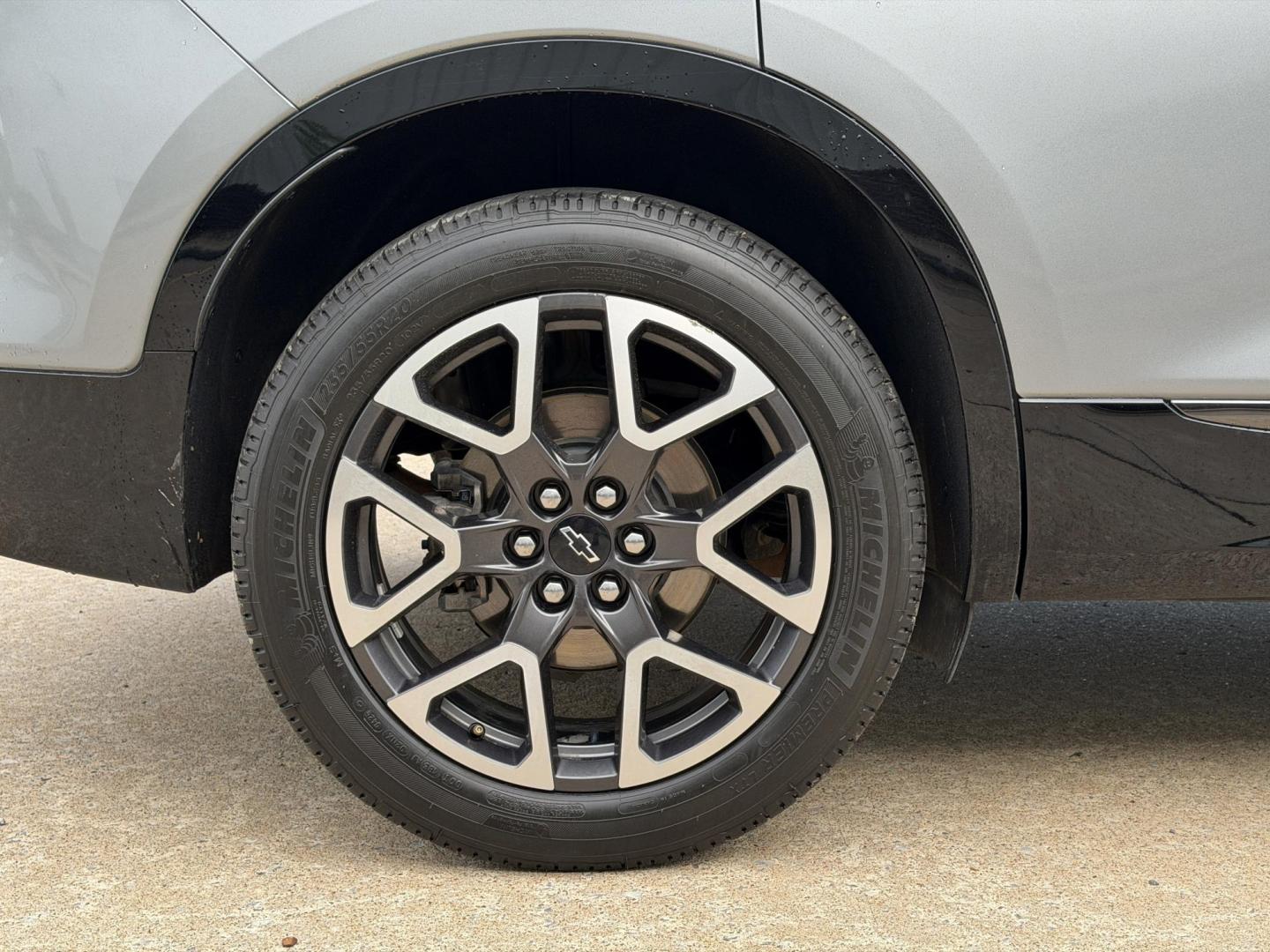 2023 GRAY /Blue Chevrolet Blazer RS (3GNKBERSXPS) with an 3.6L V6 engine, Automatic transmission, located at 2990 Old Orchard Rd., Jackson, MO, 63755, 37.354214, -89.612106 - 2023 Chevrolet Blazer RS 41xxx miles Front Wheel Drive 3.6L V6 Automatic Leather Navigation Backup Camera Power/Heated Seats Heated Steering Wheel Bluetooth Remote Start Cruise Power Windows/Locks/Mirrors We have financing available and we accept trades! Fill out a credit application o - Photo#41