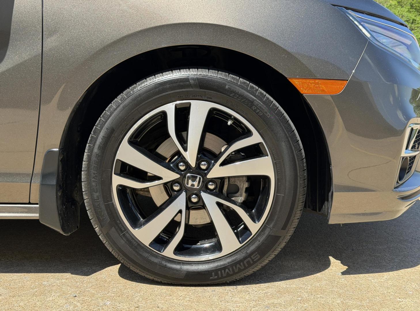 2020 BROWN /Brown Honda Odyssey Elite (5FNRL6H93LB) with an 3.5L V6 engine, Automatic transmission, located at 2990 Old Orchard Rd., Jackson, MO, 63755, 37.354214, -89.612106 - 2020 Honda Odyssey Elite 1-Owner 122xxx miles Front Wheel Drive 3.5L V6 Automatic Leather 3rd Row Rear Entertainment Navigation Power/Heated/Cooled Seats Heated Steering Wheel Backup Camera Sunroof Bluetooth Remote Start Cruise Power Windows/Locks/Mirrors We have financing availabl - Photo#48