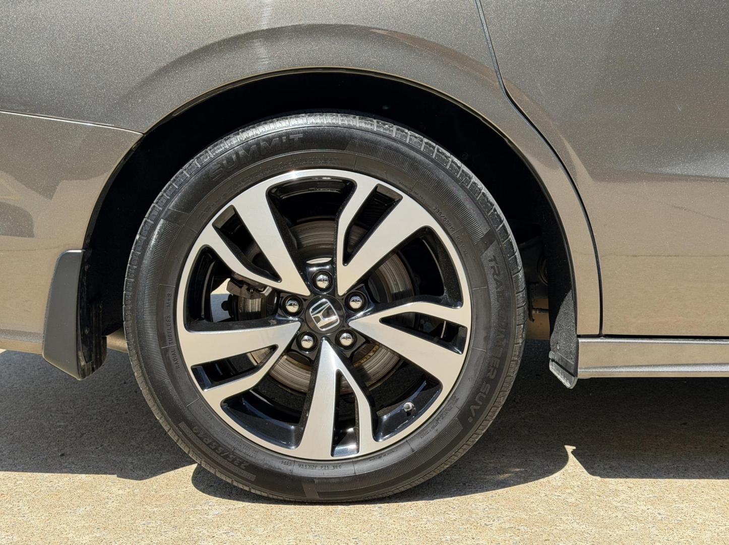 2020 BROWN /Brown Honda Odyssey Elite (5FNRL6H93LB) with an 3.5L V6 engine, Automatic transmission, located at 2990 Old Orchard Rd., Jackson, MO, 63755, 37.354214, -89.612106 - 2020 Honda Odyssey Elite 1-Owner 122xxx miles Front Wheel Drive 3.5L V6 Automatic Leather 3rd Row Rear Entertainment Navigation Power/Heated/Cooled Seats Heated Steering Wheel Backup Camera Sunroof Bluetooth Remote Start Cruise Power Windows/Locks/Mirrors We have financing availabl - Photo#47