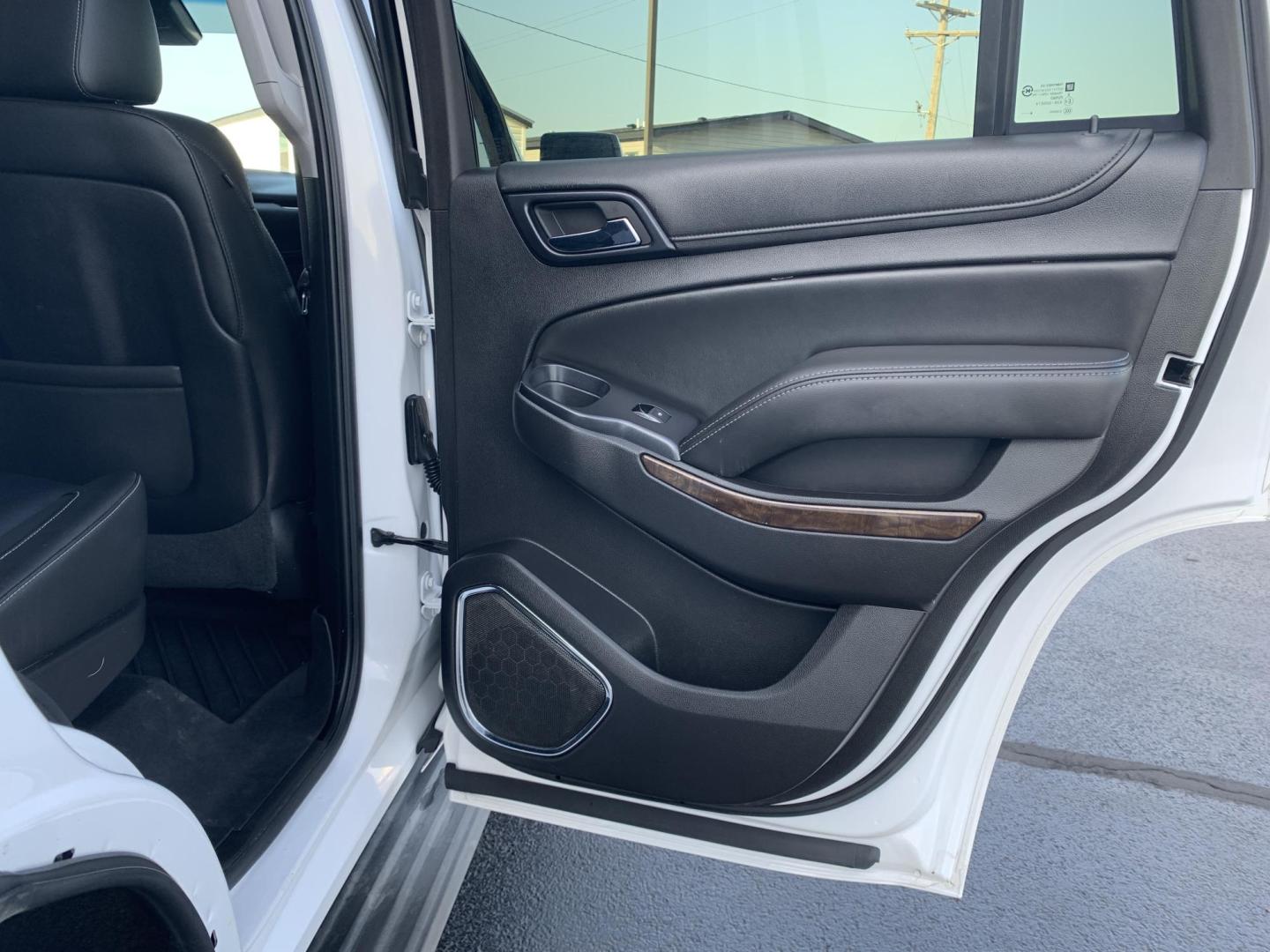 2015 WHITE /BLACK Chevrolet Tahoe LT 4WD (1GNSKBKC9FR) with an 5.3L V8 OHV 16V engine, Automatic transmission, located at 506 S. Kingshighway, Cape Girardeau, MO, 63703, (573) 235-5000, 37.294991, -89.553635 - 2015 Chevrolet Tahoe LT 4WD 129,xxx Miles 3rd. Row Leather Seats Heated Seats Power Lift gate Adaptive Cruise Bluetooth Bose Stereo Power Windows/Locks/Mirrors Remote Start 4 Wheel Drive We have financing available and we accept trades! Fill out a credit application on our website or com - Photo#13