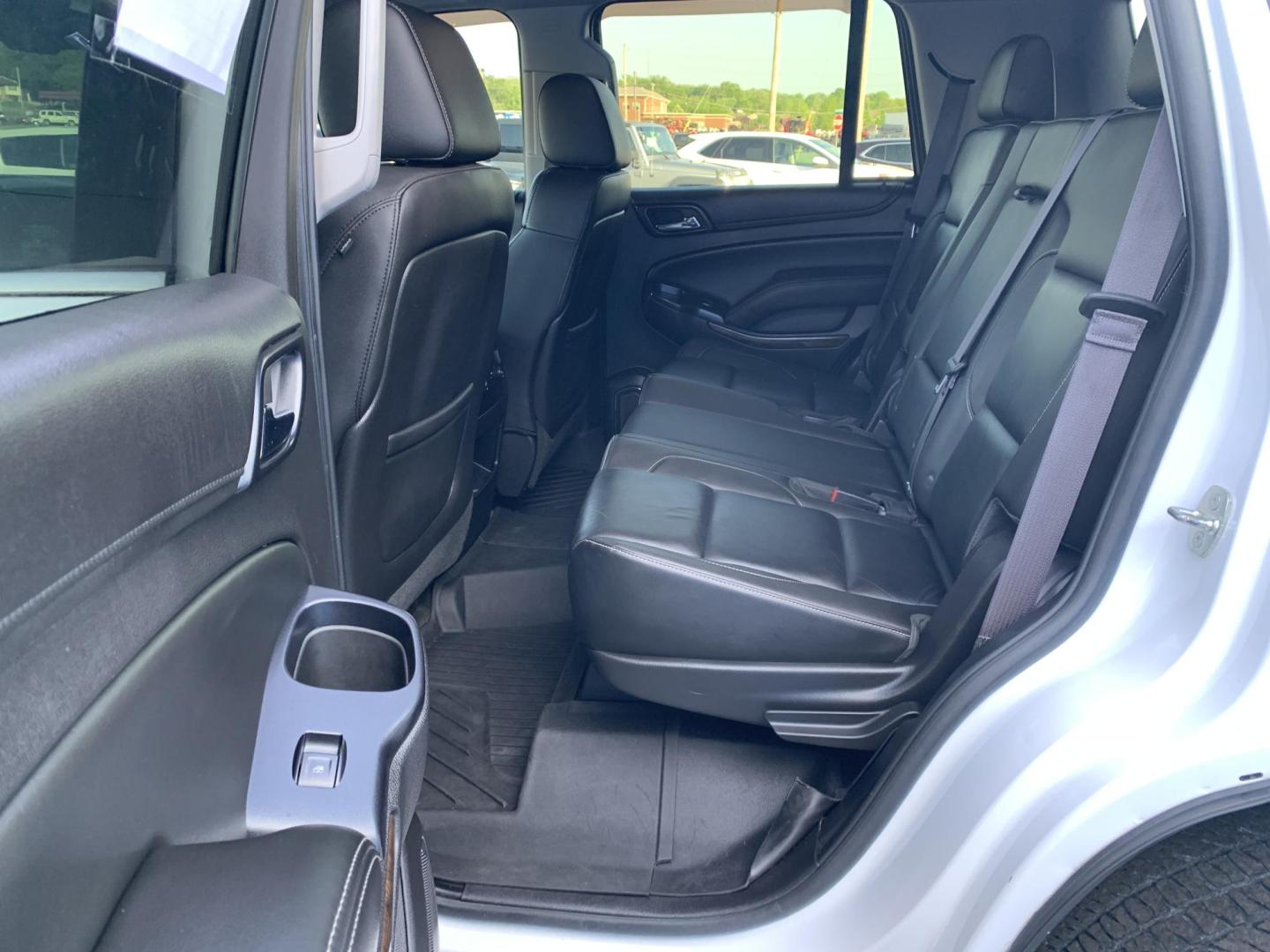 2015 WHITE /BLACK Chevrolet Tahoe LT 4WD (1GNSKBKC9FR) with an 5.3L V8 OHV 16V engine, Automatic transmission, located at 506 S. Kingshighway, Cape Girardeau, MO, 63703, (573) 235-5000, 37.294991, -89.553635 - 2015 Chevrolet Tahoe LT 4WD 129,xxx Miles 3rd. Row Leather Seats Heated Seats Power Lift gate Adaptive Cruise Bluetooth Bose Stereo Power Windows/Locks/Mirrors Remote Start 4 Wheel Drive We have financing available and we accept trades! Fill out a credit application on our website or com - Photo#18