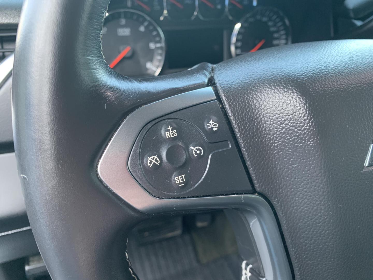 2015 WHITE /BLACK Chevrolet Tahoe LT 4WD (1GNSKBKC9FR) with an 5.3L V8 OHV 16V engine, Automatic transmission, located at 506 S. Kingshighway, Cape Girardeau, MO, 63703, (573) 235-5000, 37.294991, -89.553635 - 2015 Chevrolet Tahoe LT 4WD 129,xxx Miles 3rd. Row Leather Seats Heated Seats Power Lift gate Adaptive Cruise Bluetooth Bose Stereo Power Windows/Locks/Mirrors Remote Start 4 Wheel Drive We have financing available and we accept trades! Fill out a credit application on our website or com - Photo#28