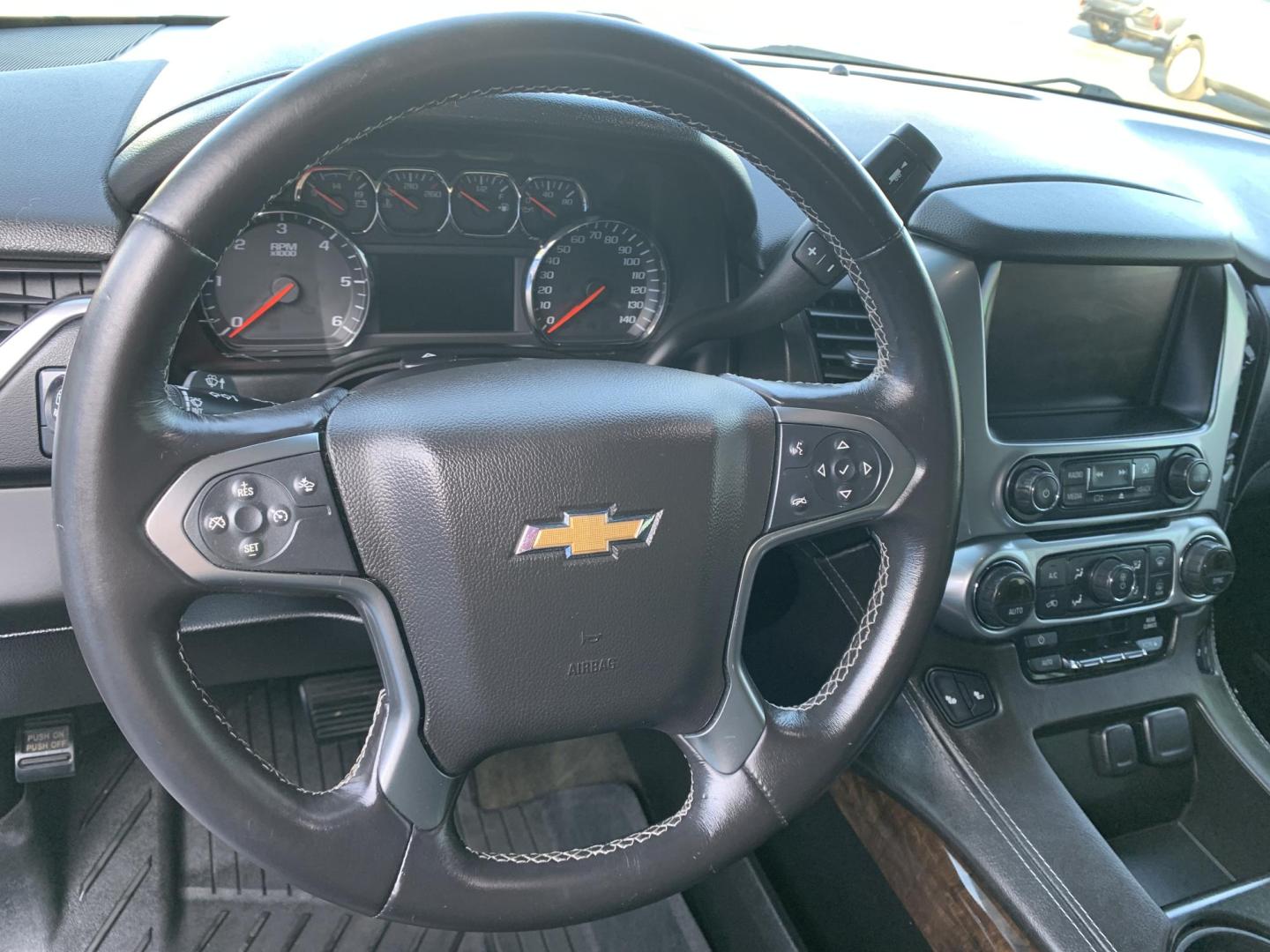 2015 WHITE /BLACK Chevrolet Tahoe LT 4WD (1GNSKBKC9FR) with an 5.3L V8 OHV 16V engine, Automatic transmission, located at 506 S. Kingshighway, Cape Girardeau, MO, 63703, (573) 235-5000, 37.294991, -89.553635 - 2015 Chevrolet Tahoe LT 4WD 129,xxx Miles 3rd. Row Leather Seats Heated Seats Power Lift gate Adaptive Cruise Bluetooth Bose Stereo Power Windows/Locks/Mirrors Remote Start 4 Wheel Drive We have financing available and we accept trades! Fill out a credit application on our website or com - Photo#29