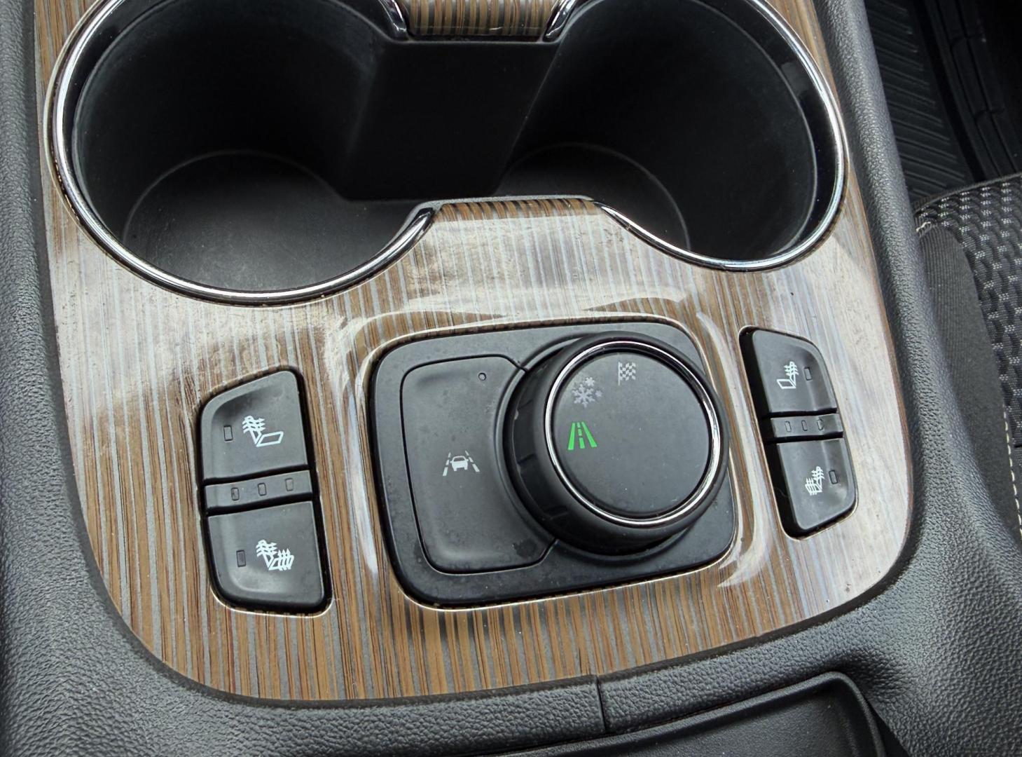 2021 BLACK /Black GMC Acadia SLE-1 FWD (1GKKNKLS1MZ) with an 3.6L V6 engine, Automatic transmission, located at 2990 Old Orchard Rd., Jackson, MO, 63755, 37.354214, -89.612106 - 2021 GMC Acadia SLE 1-Owner 150xxx miles Front Wheel Drive 3.6L V6 Automatic 3rd Row Backup Camera Power Driver Seat Heated Seats Bluetooth Remote Start Cruise Power Windows/Locks/Mirrors We have financing available and we accept trades! Fill out a credit application on our website or - Photo#3