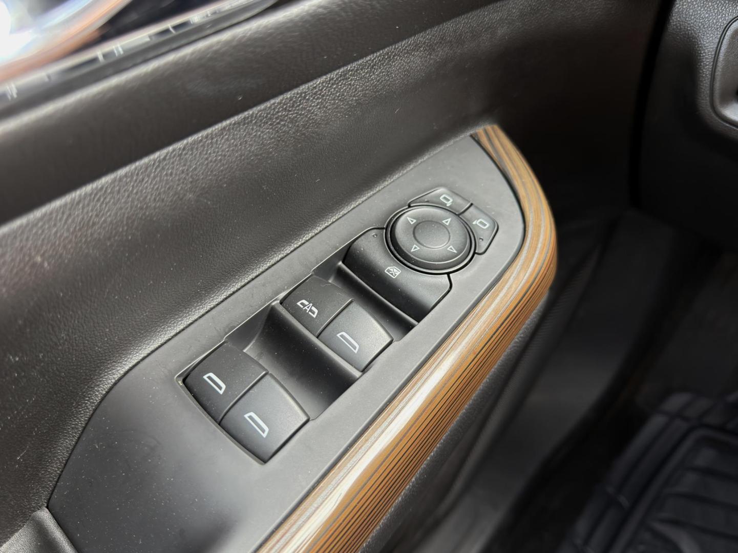 2021 BLACK /Black GMC Acadia SLE-1 FWD (1GKKNKLS1MZ) with an 3.6L V6 engine, Automatic transmission, located at 2990 Old Orchard Rd., Jackson, MO, 63755, 37.354214, -89.612106 - 2021 GMC Acadia SLE 1-Owner 150xxx miles Front Wheel Drive 3.6L V6 Automatic 3rd Row Backup Camera Power Driver Seat Heated Seats Bluetooth Remote Start Cruise Power Windows/Locks/Mirrors We have financing available and we accept trades! Fill out a credit application on our website or - Photo#33