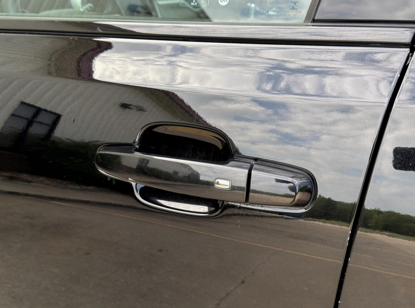 2021 BLACK /Black GMC Acadia SLE-1 FWD (1GKKNKLS1MZ) with an 3.6L V6 engine, Automatic transmission, located at 2990 Old Orchard Rd., Jackson, MO, 63755, 37.354214, -89.612106 - 2021 GMC Acadia SLE 1-Owner 150xxx miles Front Wheel Drive 3.6L V6 Automatic 3rd Row Backup Camera Power Driver Seat Heated Seats Bluetooth Remote Start Cruise Power Windows/Locks/Mirrors We have financing available and we accept trades! Fill out a credit application on our website or - Photo#38