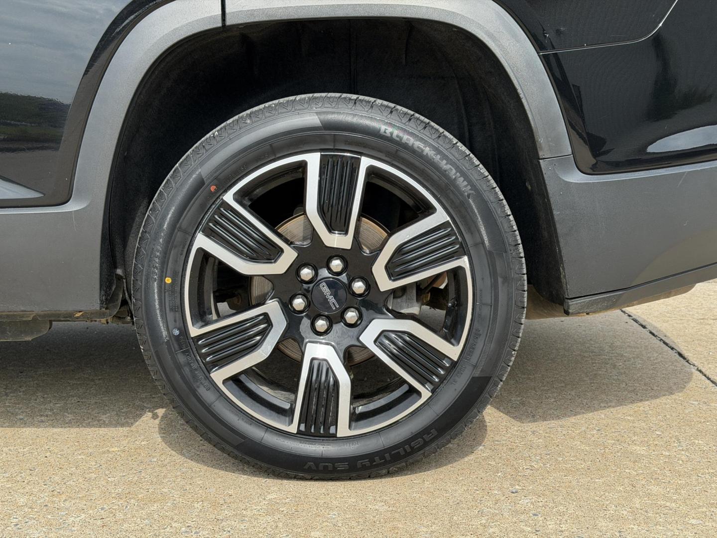 2021 BLACK /Black GMC Acadia SLE-1 FWD (1GKKNKLS1MZ) with an 3.6L V6 engine, Automatic transmission, located at 2990 Old Orchard Rd., Jackson, MO, 63755, 37.354214, -89.612106 - 2021 GMC Acadia SLE 1-Owner 150xxx miles Front Wheel Drive 3.6L V6 Automatic 3rd Row Backup Camera Power Driver Seat Heated Seats Bluetooth Remote Start Cruise Power Windows/Locks/Mirrors We have financing available and we accept trades! Fill out a credit application on our website or - Photo#43