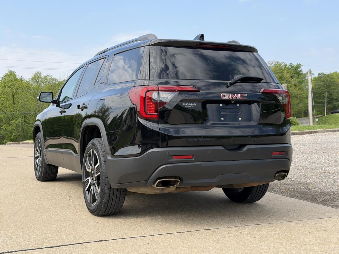 2021 BLACK /Black GMC Acadia SLE-1 FWD (1GKKNKLS1MZ) with an 3.6L V6 engine, Automatic transmission, located at 2990 Old Orchard Rd., Jackson, MO, 63755, 37.354214, -89.612106 - 2021 GMC Acadia SLE 1-Owner 150xxx miles Front Wheel Drive 3.6L V6 Automatic 3rd Row Backup Camera Power Driver Seat Heated Seats Bluetooth Remote Start Cruise Power Windows/Locks/Mirrors We have financing available and we accept trades! Fill out a credit application on our website or - Photo#10