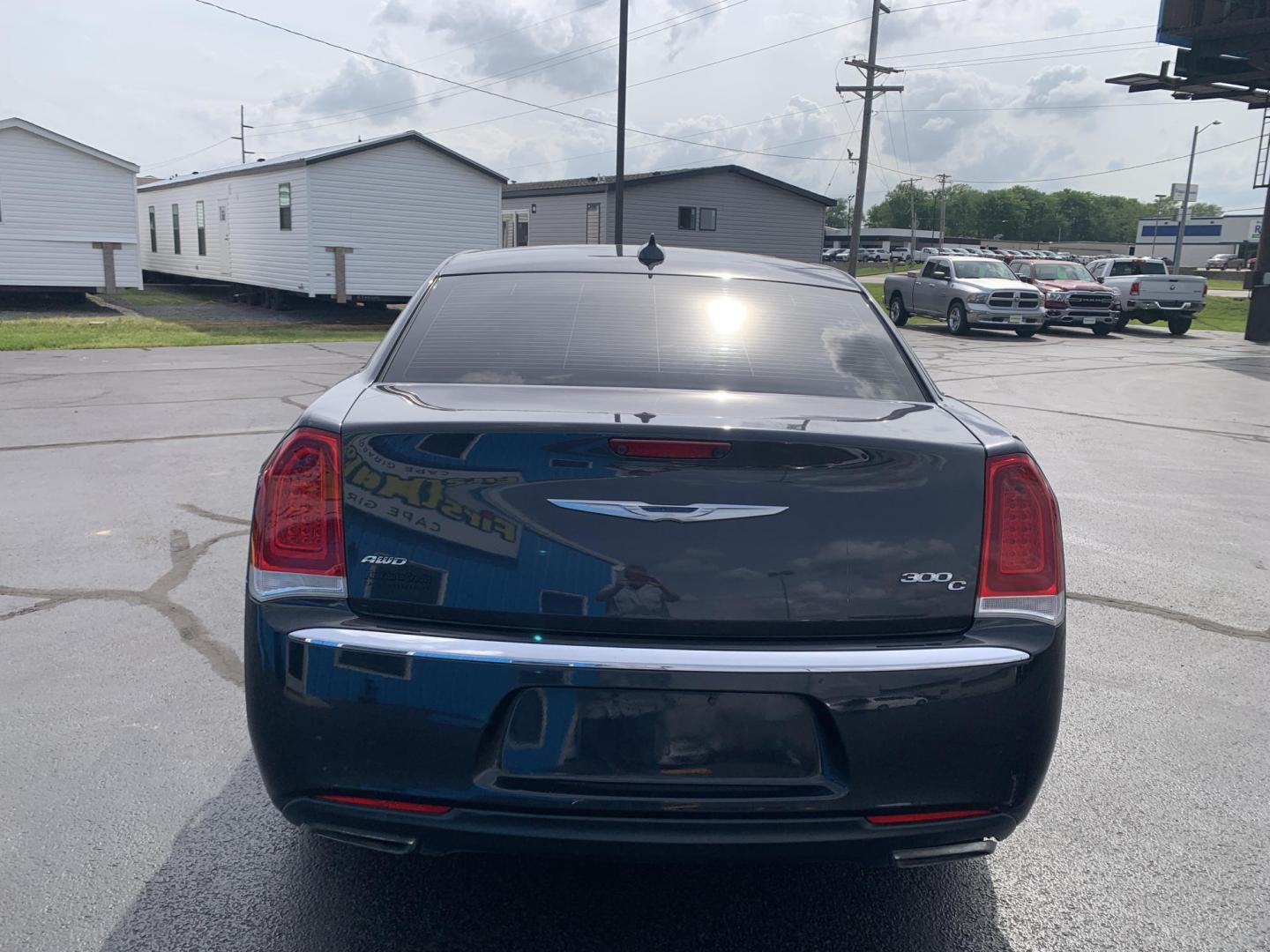 2016 BLUE /TAN Chrysler 300 C AWD (2C3CCAKGXGH) with an 3.6L V6 SOHC 24V engine, Automatic transmission, located at 506 S. Kingshighway, Cape Girardeau, MO, 63703, (573) 235-5000, 37.294991, -89.553635 - 2016 Chrysler 300 C AWD 178,xxx miles Heated Steering Wheel Heated Seats All Wheel Drive Power Seats Sunroof Bluetooth Cruise Power Windows/Locks/Mirrors Remote Start We have financing available and we accept trades! Fill out a credit application on our website or come by today! If you - Photo#6