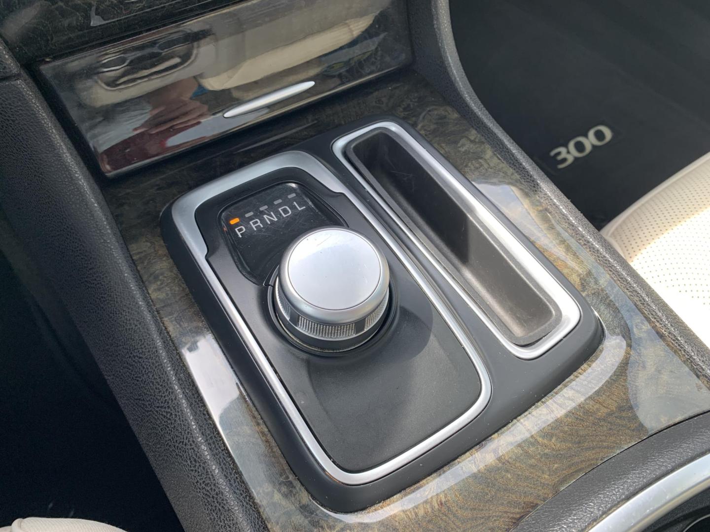 2016 BLUE /TAN Chrysler 300 C AWD (2C3CCAKGXGH) with an 3.6L V6 SOHC 24V engine, Automatic transmission, located at 506 S. Kingshighway, Cape Girardeau, MO, 63703, (573) 235-5000, 37.294991, -89.553635 - 2016 Chrysler 300 C AWD 178,xxx miles Heated Steering Wheel Heated Seats All Wheel Drive Power Seats Sunroof Bluetooth Cruise Power Windows/Locks/Mirrors Remote Start We have financing available and we accept trades! Fill out a credit application on our website or come by today! If you - Photo#31