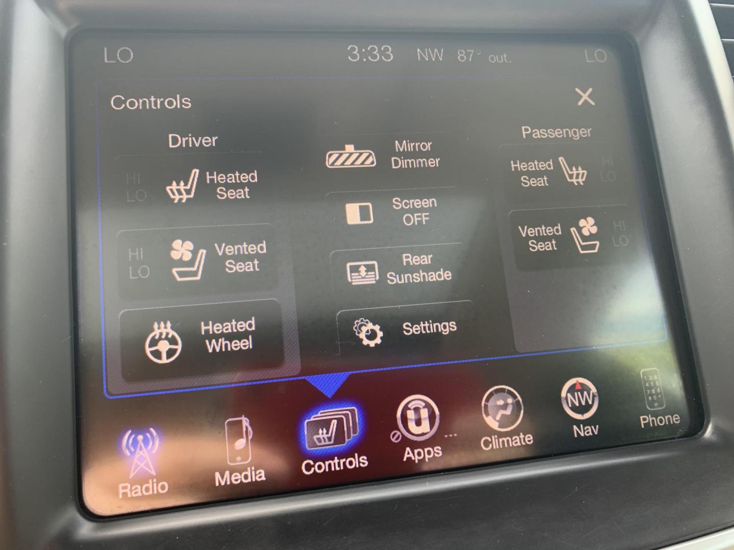 2016 BLUE /TAN Chrysler 300 C AWD (2C3CCAKGXGH) with an 3.6L V6 SOHC 24V engine, Automatic transmission, located at 506 S. Kingshighway, Cape Girardeau, MO, 63703, (573) 235-5000, 37.294991, -89.553635 - 2016 Chrysler 300 C AWD 178,xxx miles Heated Steering Wheel Heated Seats All Wheel Drive Power Seats Sunroof Bluetooth Cruise Power Windows/Locks/Mirrors Remote Start We have financing available and we accept trades! Fill out a credit application on our website or come by today! If you - Photo#29