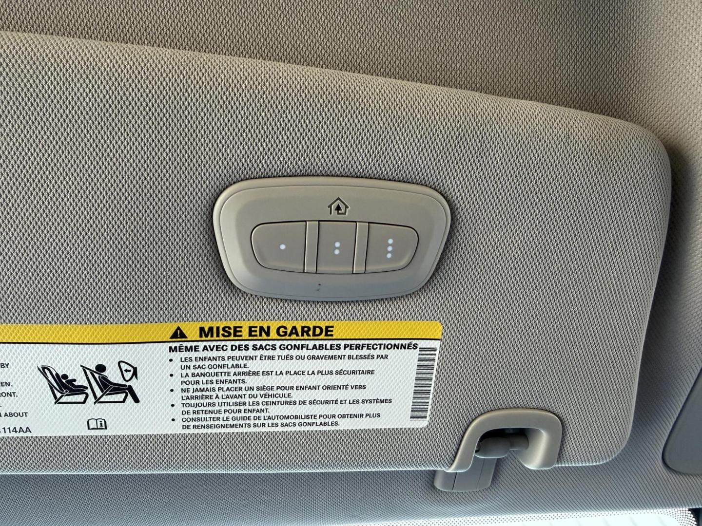 2020 BLACK /Black Chrysler Pacifica Touring-L (2C4RC1BG9LR) with an 3.6L V6 engine, Automatic transmission, located at 2990 Old Orchard Rd., Jackson, MO, 63755, 37.354214, -89.612106 - 2020 Chrysler Pacifica Touring-L 90xxx miles Front Wheel Drive 3.6L V6 Automatic Leather 3rd Row Stow 'N Go Backup Camera Power Driver Seat Heated Seats Heated Steering Wheel Bluetooth Remote Start Cruise Power Windows/Locks/Mirrors We have financing available and we accept trades! F - Photo#36