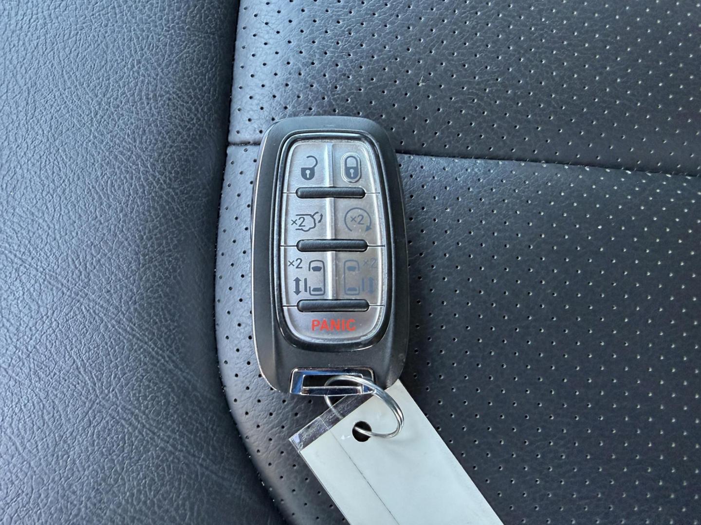 2020 BLACK /Black Chrysler Pacifica Touring-L (2C4RC1BG9LR) with an 3.6L V6 engine, Automatic transmission, located at 2990 Old Orchard Rd., Jackson, MO, 63755, 37.354214, -89.612106 - 2020 Chrysler Pacifica Touring-L 90xxx miles Front Wheel Drive 3.6L V6 Automatic Leather 3rd Row Stow 'N Go Backup Camera Power Driver Seat Heated Seats Heated Steering Wheel Bluetooth Remote Start Cruise Power Windows/Locks/Mirrors We have financing available and we accept trades! F - Photo#6