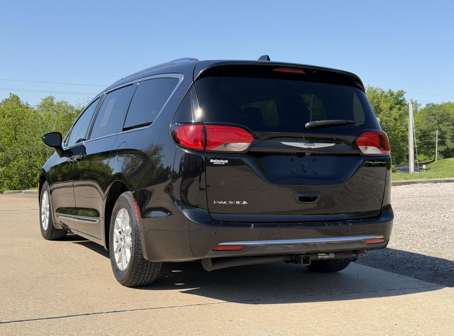 2020 BLACK /Black Chrysler Pacifica Touring-L (2C4RC1BG9LR) with an 3.6L V6 engine, Automatic transmission, located at 2990 Old Orchard Rd., Jackson, MO, 63755, 37.354214, -89.612106 - 2020 Chrysler Pacifica Touring-L 90xxx miles Front Wheel Drive 3.6L V6 Automatic Leather 3rd Row Stow 'N Go Backup Camera Power Driver Seat Heated Seats Heated Steering Wheel Bluetooth Remote Start Cruise Power Windows/Locks/Mirrors We have financing available and we accept trades! F - Photo#11