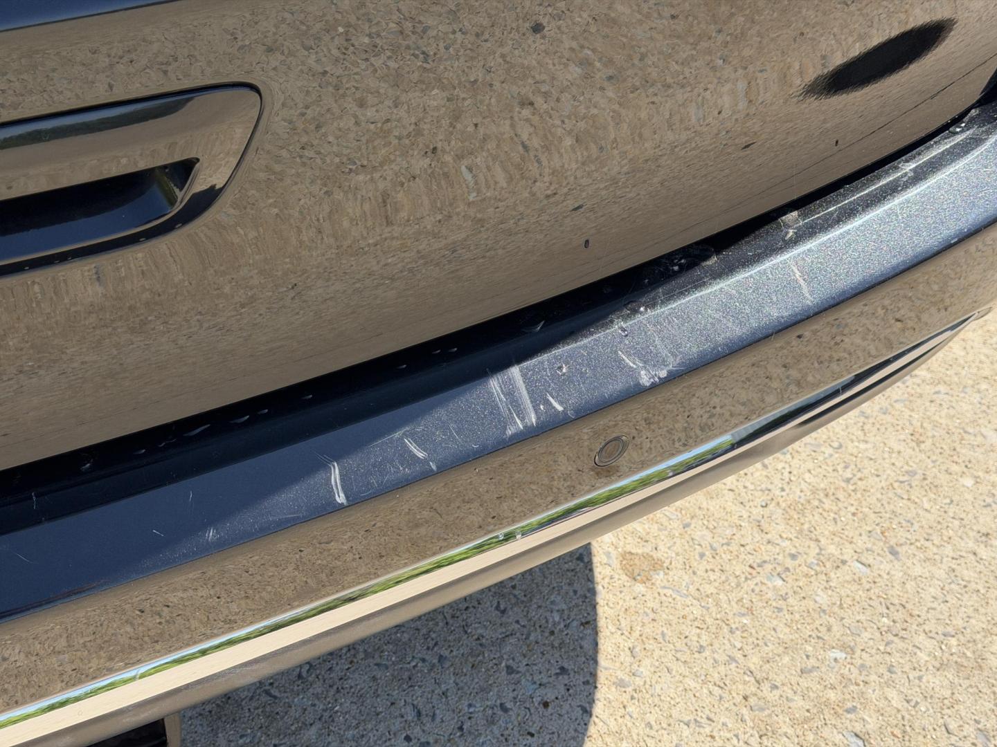 2020 BLACK /Black Chrysler Pacifica Touring-L (2C4RC1BG9LR) with an 3.6L V6 engine, Automatic transmission, located at 2990 Old Orchard Rd., Jackson, MO, 63755, 37.354214, -89.612106 - 2020 Chrysler Pacifica Touring-L 90xxx miles Front Wheel Drive 3.6L V6 Automatic Leather 3rd Row Stow 'N Go Backup Camera Power Driver Seat Heated Seats Heated Steering Wheel Bluetooth Remote Start Cruise Power Windows/Locks/Mirrors We have financing available and we accept trades! F - Photo#53