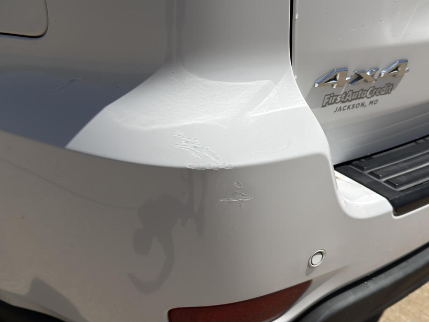 2017 WHITE /Black Jeep Grand Cherokee Laredo 4WD (1C4RJFAG5HC) with an 3.6L V6 engine, Automatic transmission, located at 2990 Old Orchard Rd., Jackson, MO, 63755, 37.354214, -89.612106 - 2017 Jeep Grand Cherokee Laredo 148xxx miles 4 Wheel Drive 3.6L V6 Automatic Navigation Backup Camera Power Driver Seat Heated Seats Heated Steering Wheel Bluetooth Remote Start Cruise Power Windows/Locks/Mirrors We have financing available and we accept trades! Fill out a credit appli - Photo#42