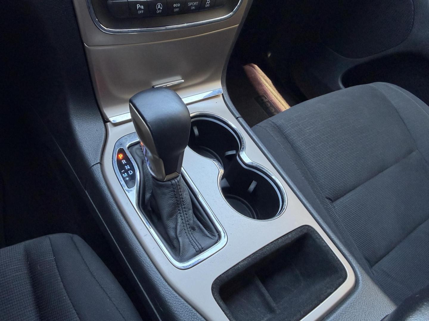 2017 WHITE /Black Jeep Grand Cherokee Laredo 4WD (1C4RJFAG5HC) with an 3.6L V6 engine, Automatic transmission, located at 2990 Old Orchard Rd., Jackson, MO, 63755, 37.354214, -89.612106 - 2017 Jeep Grand Cherokee Laredo 148xxx miles 4 Wheel Drive 3.6L V6 Automatic Navigation Backup Camera Power Driver Seat Heated Seats Heated Steering Wheel Bluetooth Remote Start Cruise Power Windows/Locks/Mirrors We have financing available and we accept trades! Fill out a credit appli - Photo#28