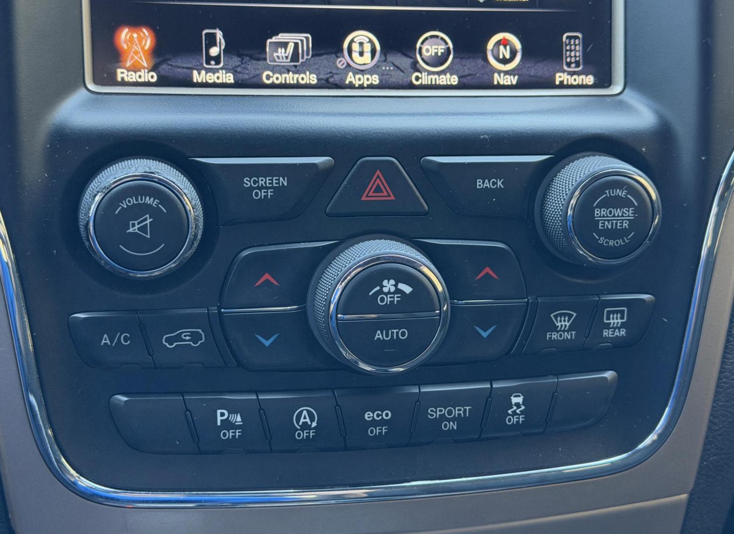 2017 WHITE /Black Jeep Grand Cherokee Laredo 4WD (1C4RJFAG5HC) with an 3.6L V6 engine, Automatic transmission, located at 2990 Old Orchard Rd., Jackson, MO, 63755, 37.354214, -89.612106 - 2017 Jeep Grand Cherokee Laredo 148xxx miles 4 Wheel Drive 3.6L V6 Automatic Navigation Backup Camera Power Driver Seat Heated Seats Heated Steering Wheel Bluetooth Remote Start Cruise Power Windows/Locks/Mirrors We have financing available and we accept trades! Fill out a credit appli - Photo#30