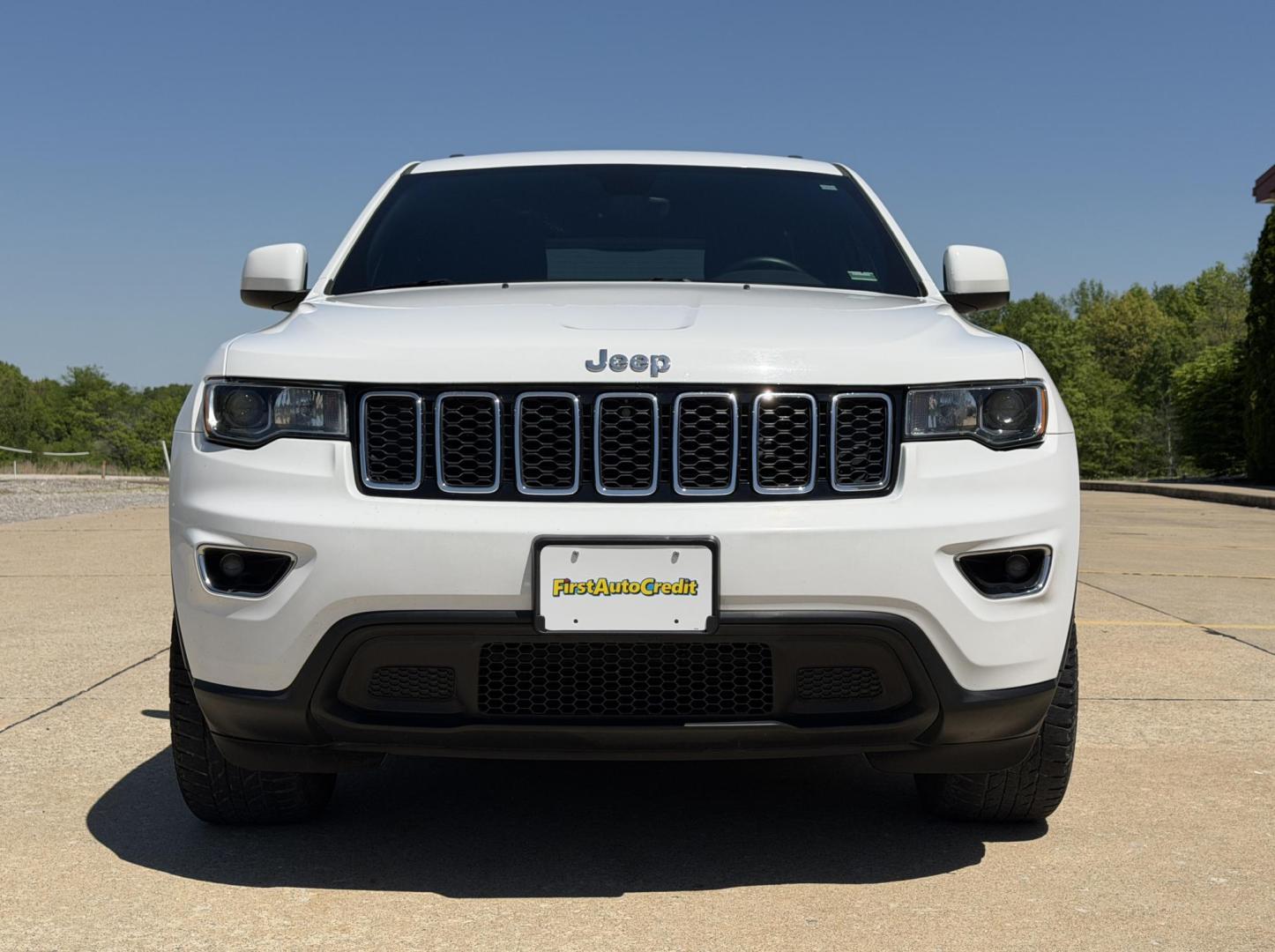 2017 WHITE /Black Jeep Grand Cherokee Laredo 4WD (1C4RJFAG5HC) with an 3.6L V6 engine, Automatic transmission, located at 2990 Old Orchard Rd., Jackson, MO, 63755, 37.354214, -89.612106 - 2017 Jeep Grand Cherokee Laredo 148xxx miles 4 Wheel Drive 3.6L V6 Automatic Navigation Backup Camera Power Driver Seat Heated Seats Heated Steering Wheel Bluetooth Remote Start Cruise Power Windows/Locks/Mirrors We have financing available and we accept trades! Fill out a credit appli - Photo#13