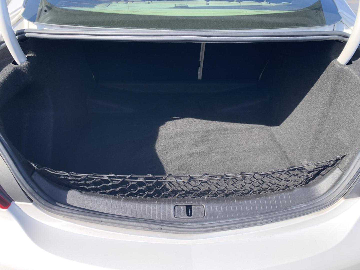 2016 WHITE /TAN Buick Regal Turbo FWD (2G4GK5EXXG9) with an 2.0L L4 DOHC 16V TURBO engine, Automatic transmission, located at 506 S. Kingshighway, Cape Girardeau, MO, 63703, (573) 235-5000, 37.294991, -89.553635 - 2016 Buick Regal Turbo FWD 100,xxx miles One Owner Heated Leather Seats Sunroof Cruise Bluetooth Remote Start Backup Camera Front wheel drive We have financing available and we accept trades! Fill out a credit application on our website or come by today! If you have any questions, give - Photo#7