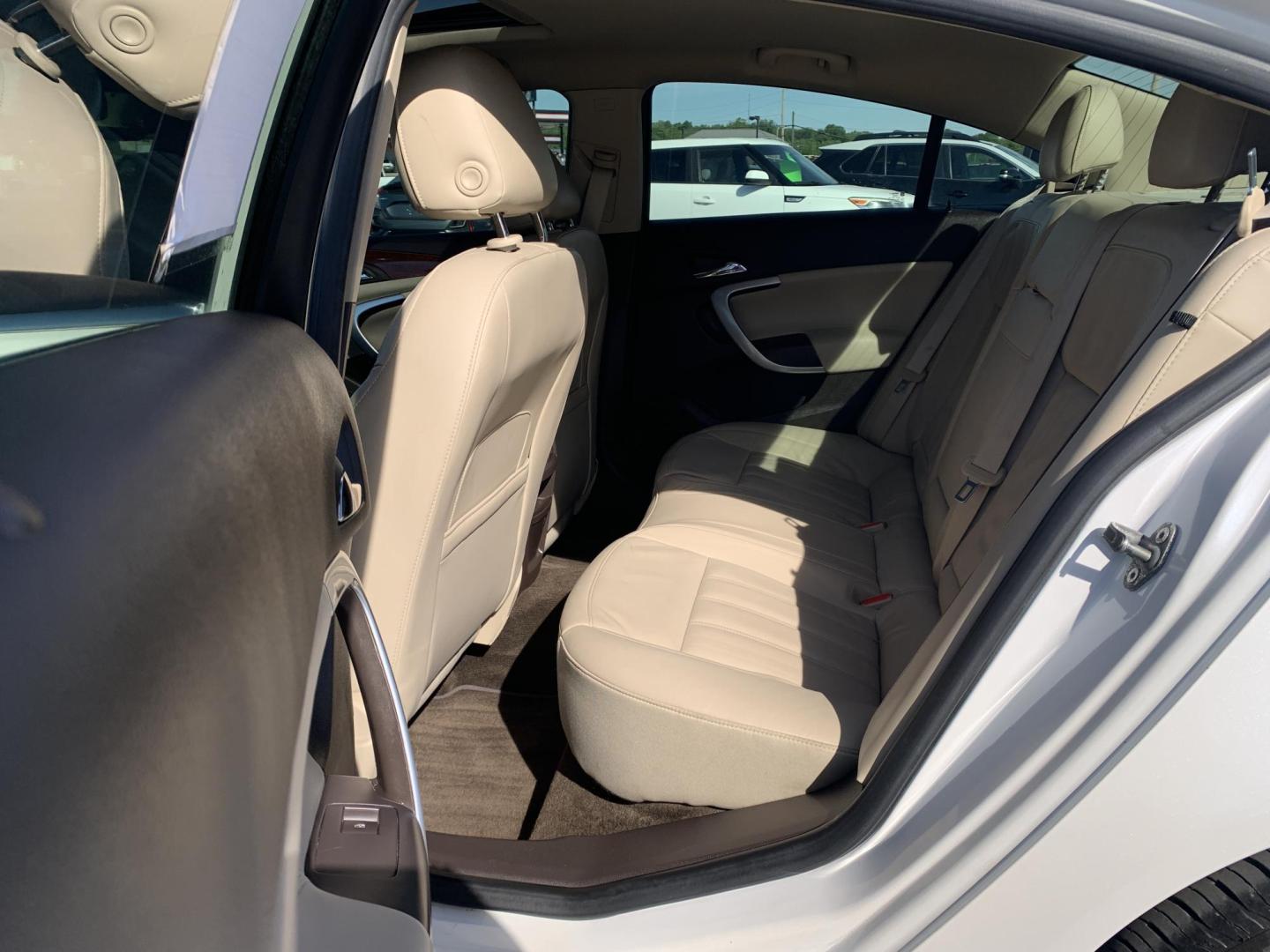 2016 WHITE /TAN Buick Regal Turbo FWD (2G4GK5EXXG9) with an 2.0L L4 DOHC 16V TURBO engine, Automatic transmission, located at 506 S. Kingshighway, Cape Girardeau, MO, 63703, (573) 235-5000, 37.294991, -89.553635 - 2016 Buick Regal Turbo FWD 100,xxx miles One Owner Heated Leather Seats Sunroof Cruise Bluetooth Remote Start Backup Camera Front wheel drive We have financing available and we accept trades! Fill out a credit application on our website or come by today! If you have any questions, give - Photo#16