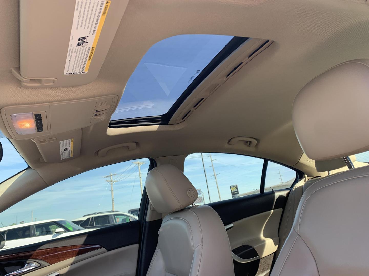 2016 WHITE /TAN Buick Regal Turbo FWD (2G4GK5EXXG9) with an 2.0L L4 DOHC 16V TURBO engine, Automatic transmission, located at 506 S. Kingshighway, Cape Girardeau, MO, 63703, (573) 235-5000, 37.294991, -89.553635 - 2016 Buick Regal Turbo FWD 100,xxx miles One Owner Heated Leather Seats Sunroof Cruise Bluetooth Remote Start Backup Camera Front wheel drive We have financing available and we accept trades! Fill out a credit application on our website or come by today! If you have any questions, give - Photo#24