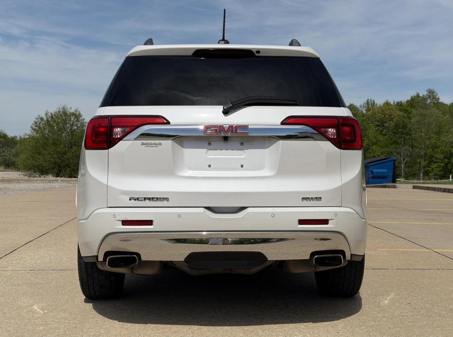 2019 WHITE /Tan GMC Acadia Denali AWD (1GKKNXLSXKZ) with an 3.6L V6 engine, Automatic transmission, located at 2990 Old Orchard Rd., Jackson, MO, 63755, 37.354214, -89.612106 - 2019 GMC Acadia Denali 116xxx miles All Whee Drive 3.6L V6 Automatic Leather 3rd Row Rear Entertainment Navigation Power/Heated/Cooled Seats Heated Rear Seats Heated Steering Wheel Backup Camera Sunroof Bluetooth Remote Start Cruise Power Windows/Locks/Mirrors We have financing ava - Photo#17