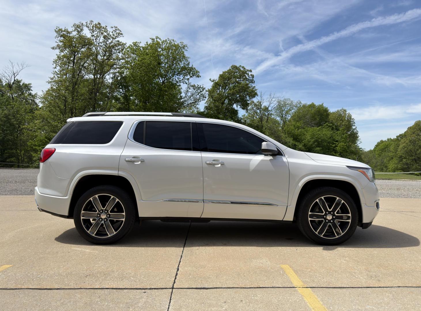 2019 WHITE /Tan GMC Acadia Denali AWD (1GKKNXLSXKZ) with an 3.6L V6 engine, Automatic transmission, located at 2990 Old Orchard Rd., Jackson, MO, 63755, 37.354214, -89.612106 - 2019 GMC Acadia Denali 116xxx miles All Whee Drive 3.6L V6 Automatic Leather 3rd Row Rear Entertainment Navigation Power/Heated/Cooled Seats Heated Rear Seats Heated Steering Wheel Backup Camera Sunroof Bluetooth Remote Start Cruise Power Windows/Locks/Mirrors We have financing ava - Photo#14