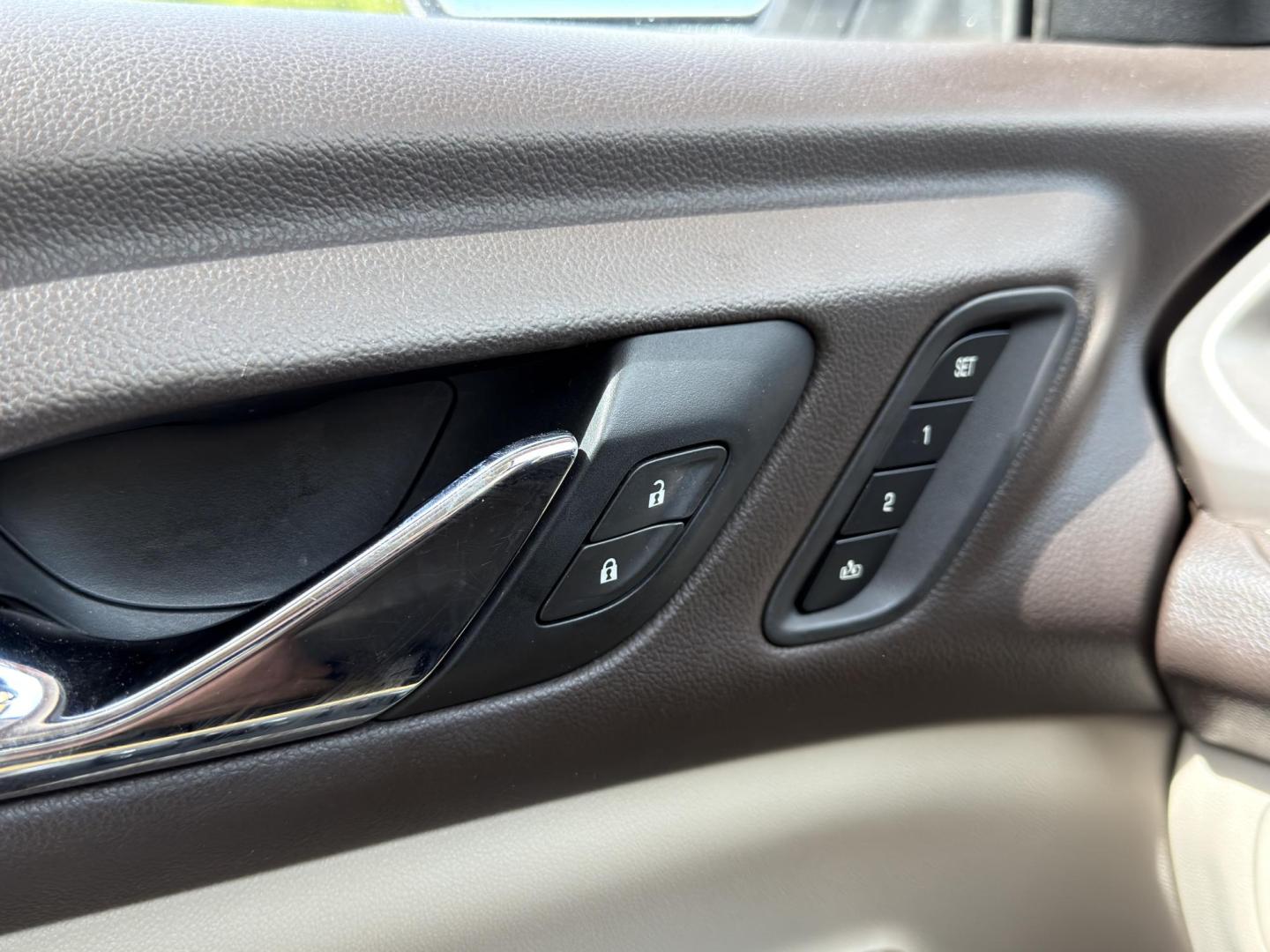 2019 WHITE /Tan GMC Acadia Denali AWD (1GKKNXLSXKZ) with an 3.6L V6 engine, Automatic transmission, located at 2990 Old Orchard Rd., Jackson, MO, 63755, 37.354214, -89.612106 - 2019 GMC Acadia Denali 116xxx miles All Whee Drive 3.6L V6 Automatic Leather 3rd Row Rear Entertainment Navigation Power/Heated/Cooled Seats Heated Rear Seats Heated Steering Wheel Backup Camera Sunroof Bluetooth Remote Start Cruise Power Windows/Locks/Mirrors We have financing ava - Photo#37