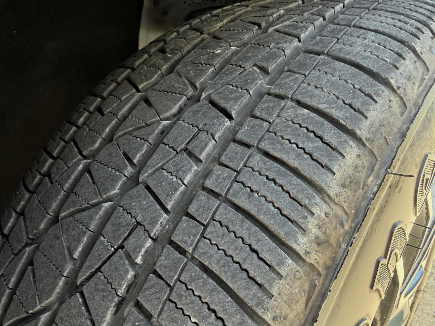 2019 WHITE /Tan GMC Acadia Denali AWD (1GKKNXLSXKZ) with an 3.6L V6 engine, Automatic transmission, located at 2990 Old Orchard Rd., Jackson, MO, 63755, 37.354214, -89.612106 - 2019 GMC Acadia Denali 116xxx miles All Whee Drive 3.6L V6 Automatic Leather 3rd Row Rear Entertainment Navigation Power/Heated/Cooled Seats Heated Rear Seats Heated Steering Wheel Backup Camera Sunroof Bluetooth Remote Start Cruise Power Windows/Locks/Mirrors We have financing ava - Photo#44