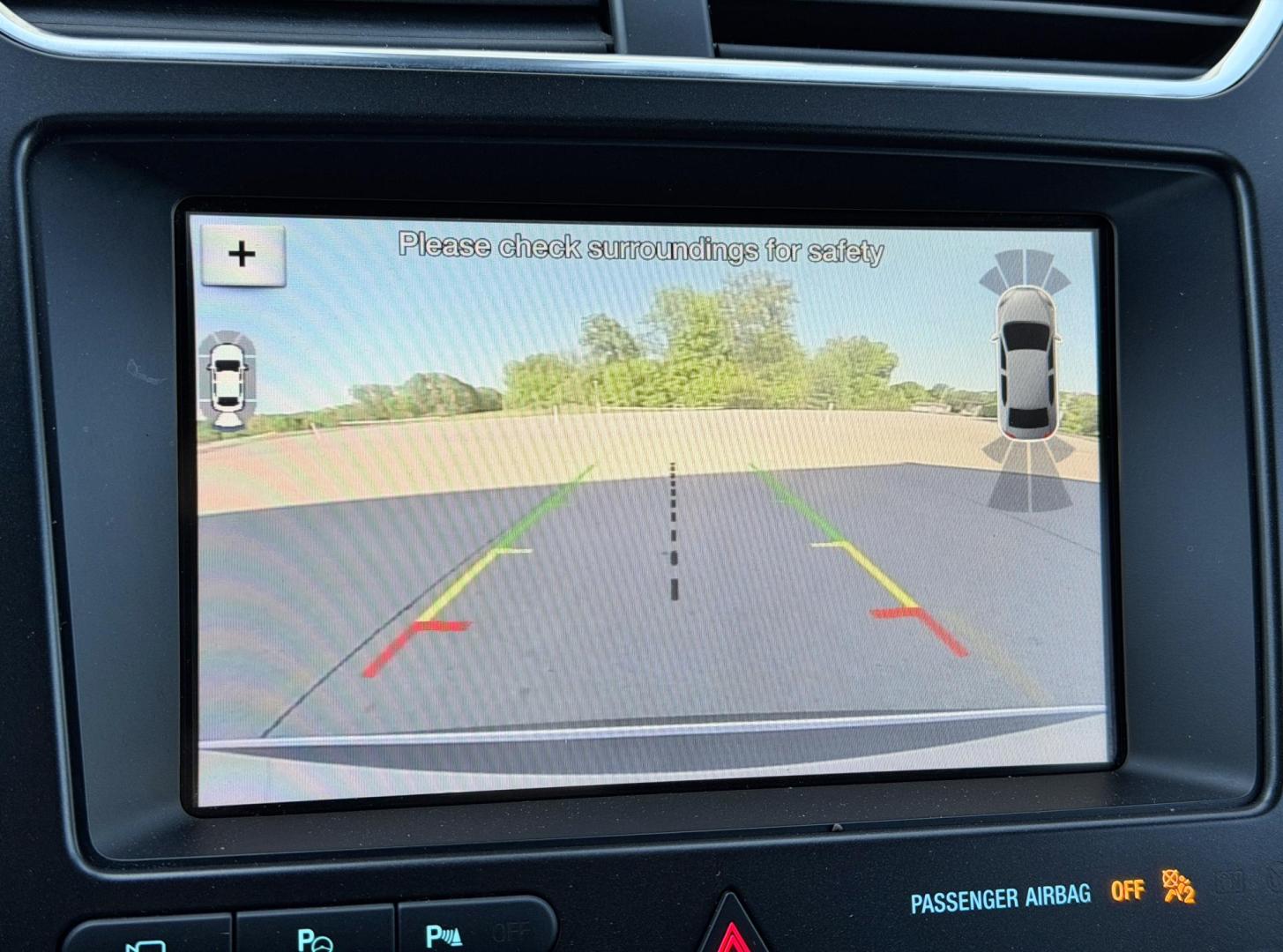 2018 WHITE /Black Ford Explorer Platinum 4WD (1FM5K8HT1JG) with an 3.5L V6 engine, Automatic transmission, located at 2990 Old Orchard Rd., Jackson, MO, 63755, 37.354214, -89.612106 - 2018 Ford Explorer Platinum 110xxx miles 4 Wheel Drive 3.5L V6 Automatic Leather 3rd Row Navigation Power/Heated/Cooled Seats Heated Rear Seats Heated Steering Wheel Backup Camera Sunroof Bluetooth Remote Start Cruise Power Windows/Locks/Mirrors We have financing available and we ac - Photo#3