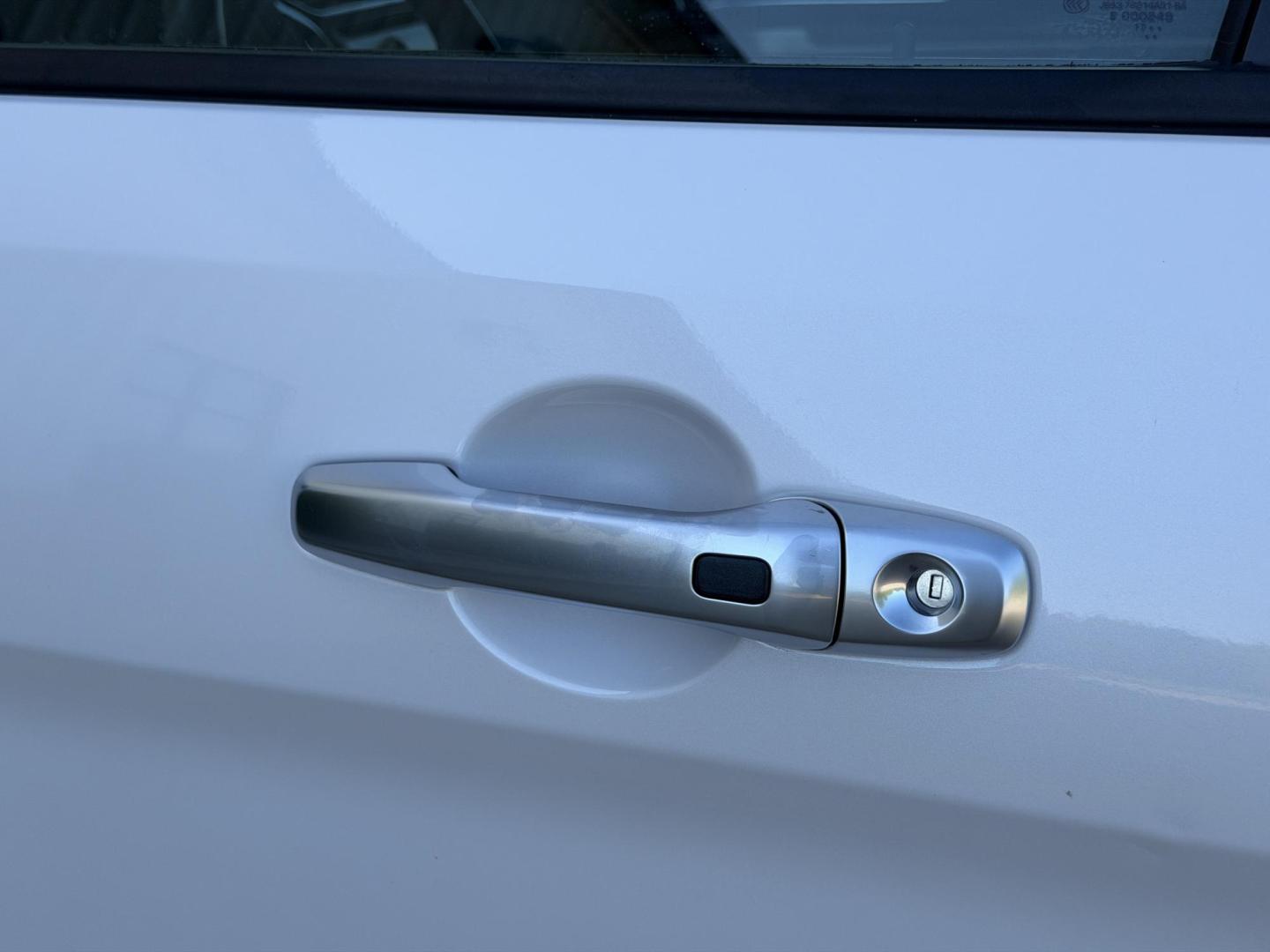 2018 WHITE /Black Ford Explorer Platinum 4WD (1FM5K8HT1JG) with an 3.5L V6 engine, Automatic transmission, located at 2990 Old Orchard Rd., Jackson, MO, 63755, 37.354214, -89.612106 - 2018 Ford Explorer Platinum 110xxx miles 4 Wheel Drive 3.5L V6 Automatic Leather 3rd Row Navigation Power/Heated/Cooled Seats Heated Rear Seats Heated Steering Wheel Backup Camera Sunroof Bluetooth Remote Start Cruise Power Windows/Locks/Mirrors We have financing available and we ac - Photo#42