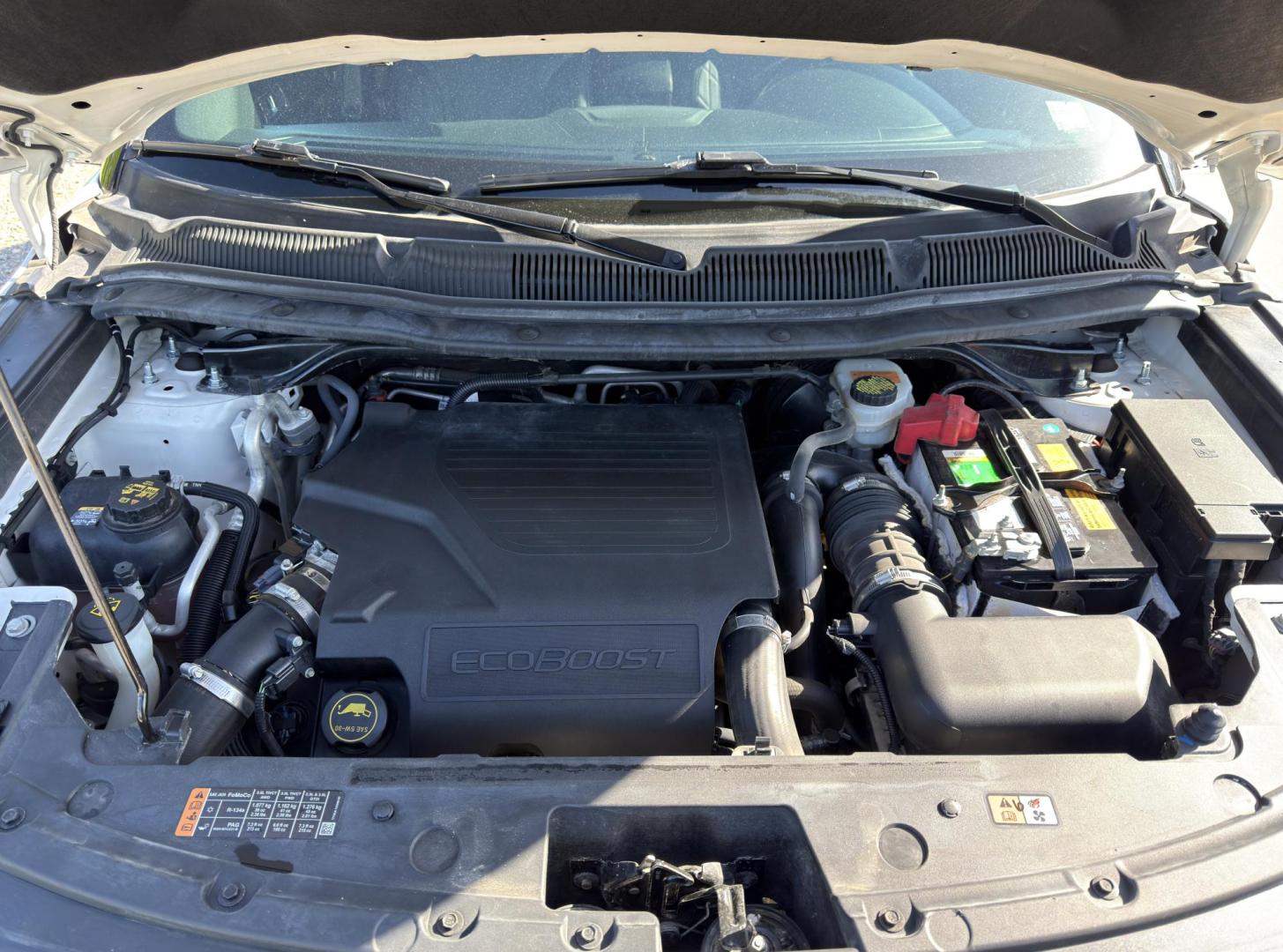 2018 WHITE /Black Ford Explorer Platinum 4WD (1FM5K8HT1JG) with an 3.5L V6 engine, Automatic transmission, located at 2990 Old Orchard Rd., Jackson, MO, 63755, 37.354214, -89.612106 - 2018 Ford Explorer Platinum 110xxx miles 4 Wheel Drive 3.5L V6 Automatic Leather 3rd Row Navigation Power/Heated/Cooled Seats Heated Rear Seats Heated Steering Wheel Backup Camera Sunroof Bluetooth Remote Start Cruise Power Windows/Locks/Mirrors We have financing available and we ac - Photo#44