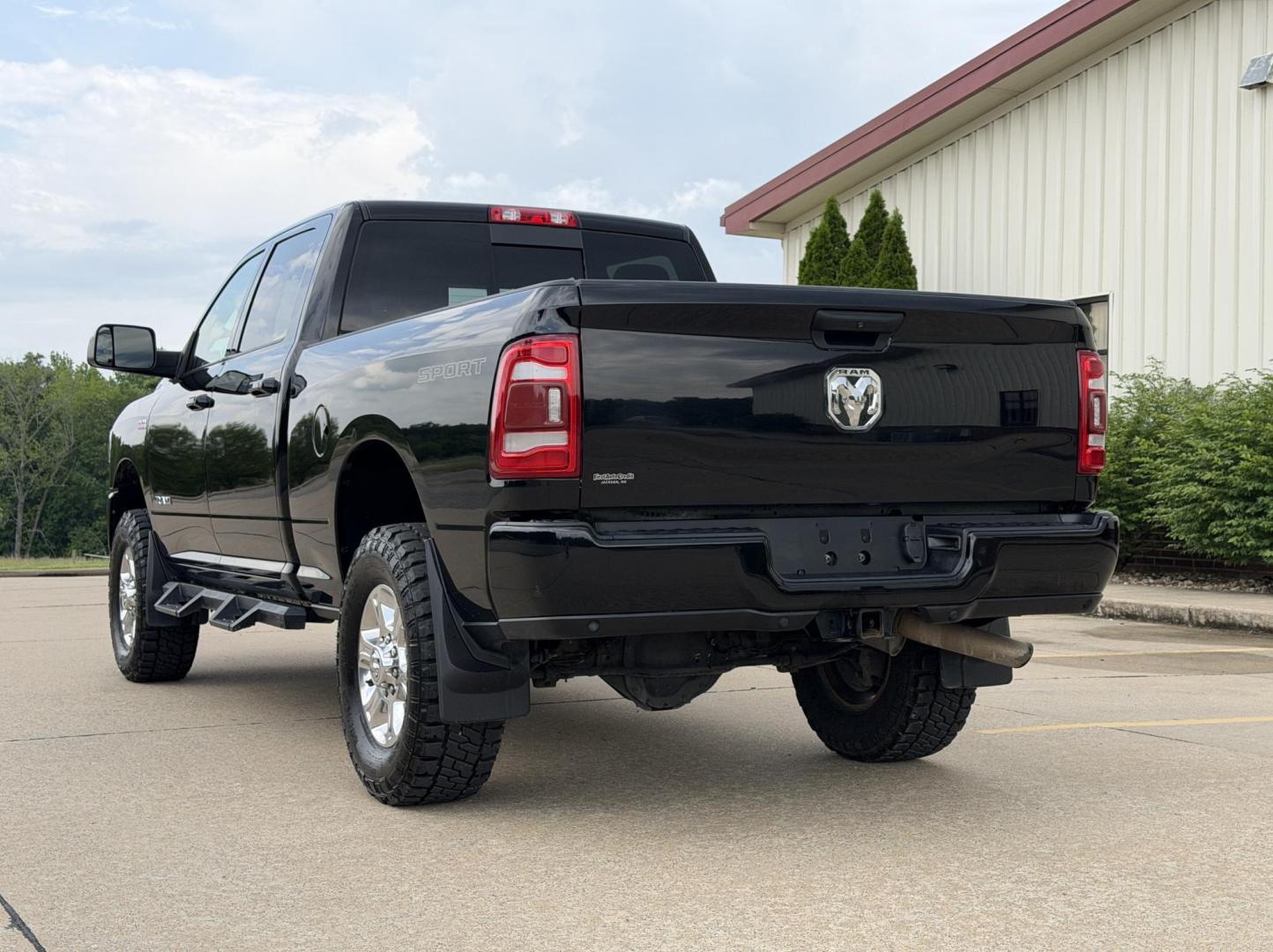 2019 BLACK /Gray RAM 2500 Big Horn Crew Cab 4WD (3C6UR5DJ2KG) with an 6.4L V8 engine, Automatic transmission, located at 2990 Old Orchard Rd., Jackson, MO, 63755, 37.354214, -89.612106 - 2019 Ram 2500HD Big Horn 65xxx miles 4x4 6.4L V8 Automatic Backup Camera Power Driver Seat Heated Seats Heated Steering Wheel Bluetooth Remote Start Cruise Power Windows/Locks/Mirrors We have financing available and we accept trades! Fill out a credit application on our website or come - Photo#11