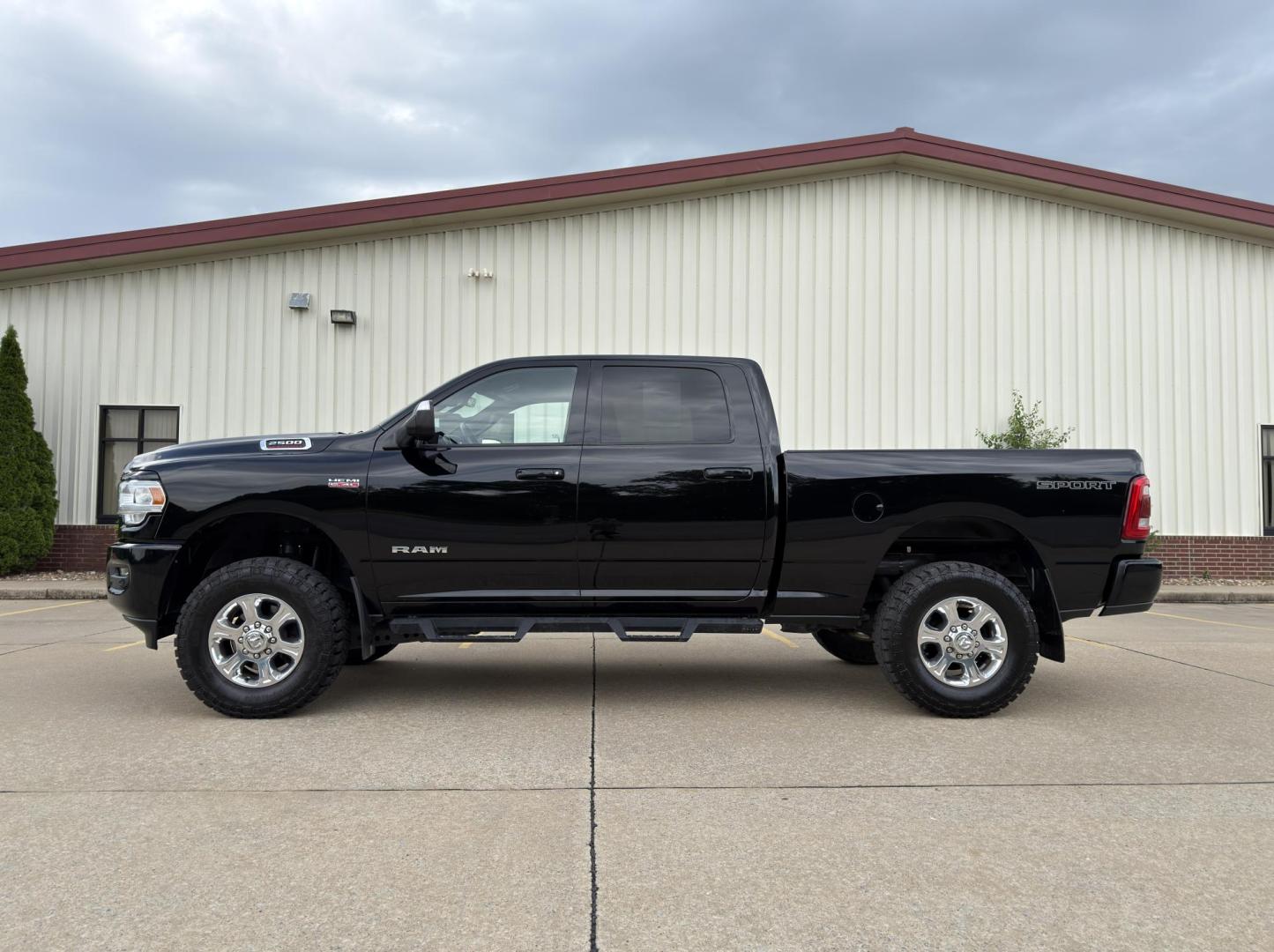 2019 BLACK /Gray RAM 2500 Big Horn Crew Cab 4WD (3C6UR5DJ2KG) with an 6.4L V8 engine, Automatic transmission, located at 2990 Old Orchard Rd., Jackson, MO, 63755, 37.354214, -89.612106 - 2019 Ram 2500HD Big Horn 65xxx miles 4x4 6.4L V8 Automatic Backup Camera Power Driver Seat Heated Seats Heated Steering Wheel Bluetooth Remote Start Cruise Power Windows/Locks/Mirrors We have financing available and we accept trades! Fill out a credit application on our website or come - Photo#8