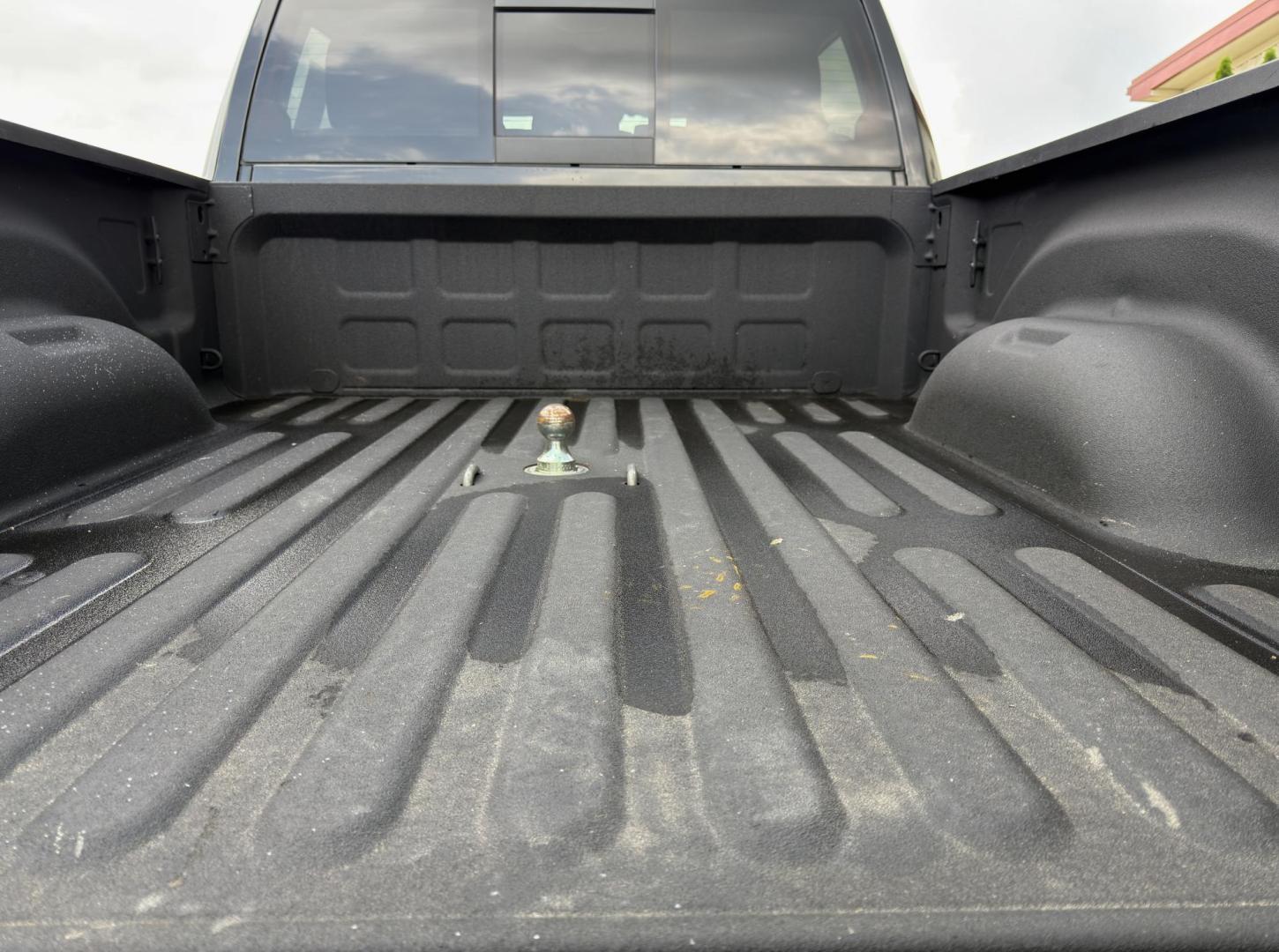 2019 BLACK /Gray RAM 2500 Big Horn Crew Cab 4WD (3C6UR5DJ2KG) with an 6.4L V8 engine, Automatic transmission, located at 2990 Old Orchard Rd., Jackson, MO, 63755, 37.354214, -89.612106 - 2019 Ram 2500HD Big Horn 65xxx miles 4x4 6.4L V8 Automatic Backup Camera Power Driver Seat Heated Seats Heated Steering Wheel Bluetooth Remote Start Cruise Power Windows/Locks/Mirrors We have financing available and we accept trades! Fill out a credit application on our website or come - Photo#21