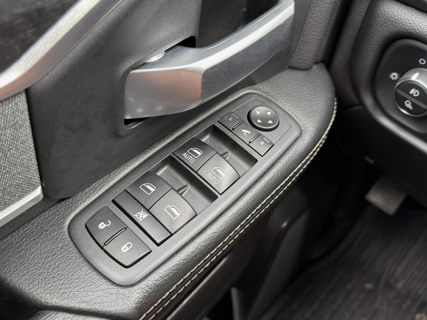 2019 BLACK /Gray RAM 2500 Big Horn Crew Cab 4WD (3C6UR5DJ2KG) with an 6.4L V8 engine, Automatic transmission, located at 2990 Old Orchard Rd., Jackson, MO, 63755, 37.354214, -89.612106 - 2019 Ram 2500HD Big Horn 65xxx miles 4x4 6.4L V8 Automatic Backup Camera Power Driver Seat Heated Seats Heated Steering Wheel Bluetooth Remote Start Cruise Power Windows/Locks/Mirrors We have financing available and we accept trades! Fill out a credit application on our website or come - Photo#31