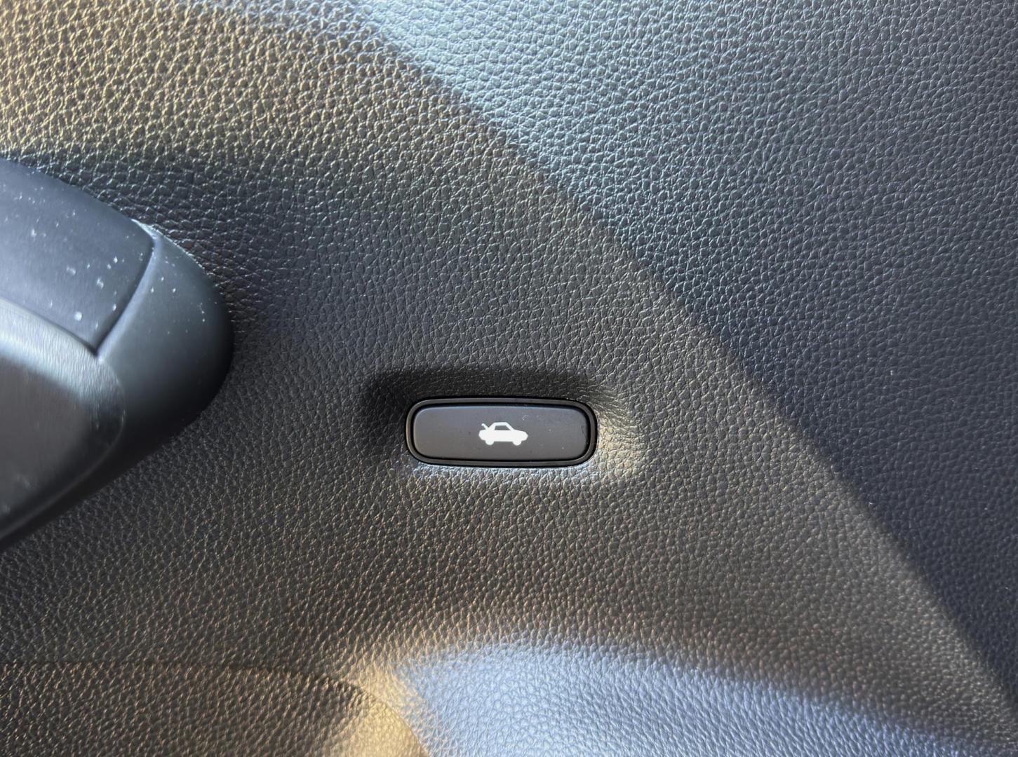 2024 GRAY /Black Honda Civic Sport (2HGFE2F50RH) with an 2.0L 4 Cyl. engine, CVT transmission, located at 2990 Old Orchard Rd., Jackson, MO, 63755, 37.354214, -89.612106 - 2024 Honda Civic Sport 1-Owner 138xxx miles Front Wheel Drive 2.0L 4 Cyl. Automatic Backup Camera Bluetooth Remote Start Cruise Power Windows/Locks/Mirrors We have financing available and we accept trades! Fill out a credit application on our website or come by today! If you have any que - Photo#30