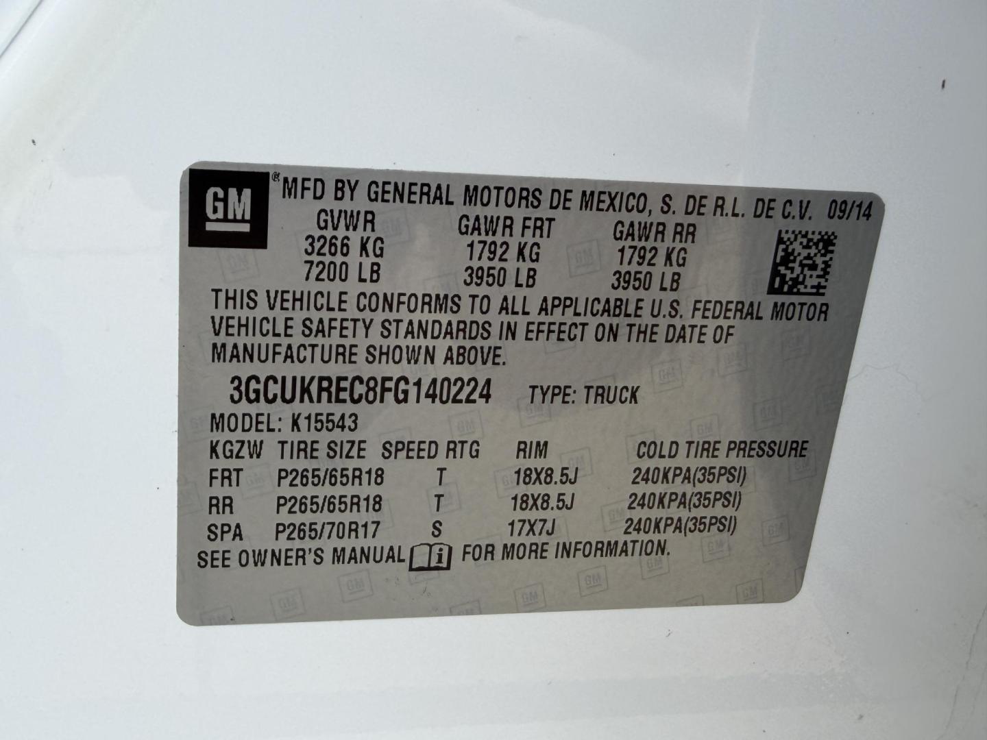 2015 WHITE /Black Chevrolet Silverado 1500 LT Crew Cab 4WD (3GCUKREC8FG) with an 5.3L V8 engine, Automatic transmission, located at 2990 Old Orchard Rd., Jackson, MO, 63755, 37.354214, -89.612106 - 2015 Chevrolet Silverado 1500 LT 145xxx miles 4x4 5.3L V8 Automatic Backup Camera Power Driver Seat Bluetooth Remote Start Cruise Power Windows/Locks/Mirrors We have financing available and we accept trades! Fill out a credit application on our website or come by today! If you have any q - Photo#46