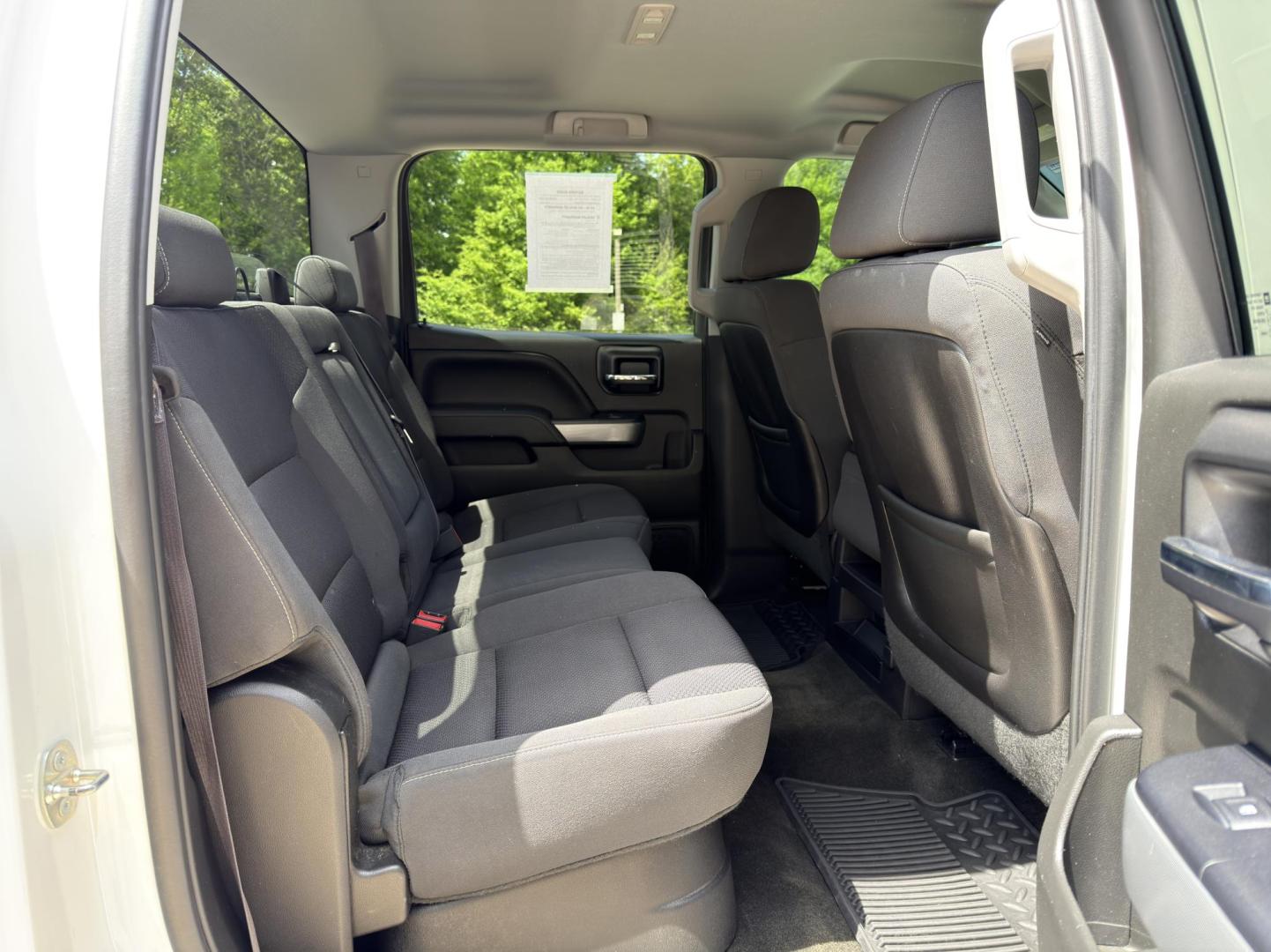2015 WHITE /Black Chevrolet Silverado 1500 LT Crew Cab 4WD (3GCUKREC8FG) with an 5.3L V8 engine, Automatic transmission, located at 2990 Old Orchard Rd., Jackson, MO, 63755, 37.354214, -89.612106 - 2015 Chevrolet Silverado 1500 LT 145xxx miles 4x4 5.3L V8 Automatic Backup Camera Power Driver Seat Bluetooth Remote Start Cruise Power Windows/Locks/Mirrors We have financing available and we accept trades! Fill out a credit application on our website or come by today! If you have any q - Photo#18