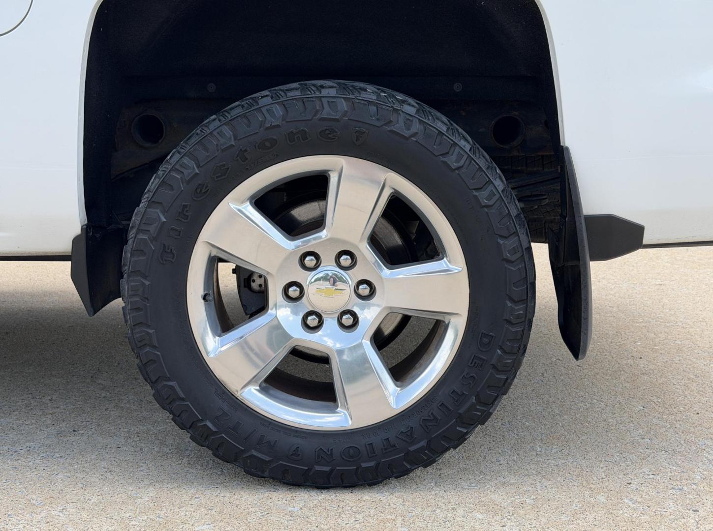 2015 WHITE /Black Chevrolet Silverado 1500 LT Crew Cab 4WD (3GCUKREC8FG) with an 5.3L V8 engine, Automatic transmission, located at 2990 Old Orchard Rd., Jackson, MO, 63755, 37.354214, -89.612106 - 2015 Chevrolet Silverado 1500 LT 145xxx miles 4x4 5.3L V8 Automatic Backup Camera Power Driver Seat Bluetooth Remote Start Cruise Power Windows/Locks/Mirrors We have financing available and we accept trades! Fill out a credit application on our website or come by today! If you have any q - Photo#35